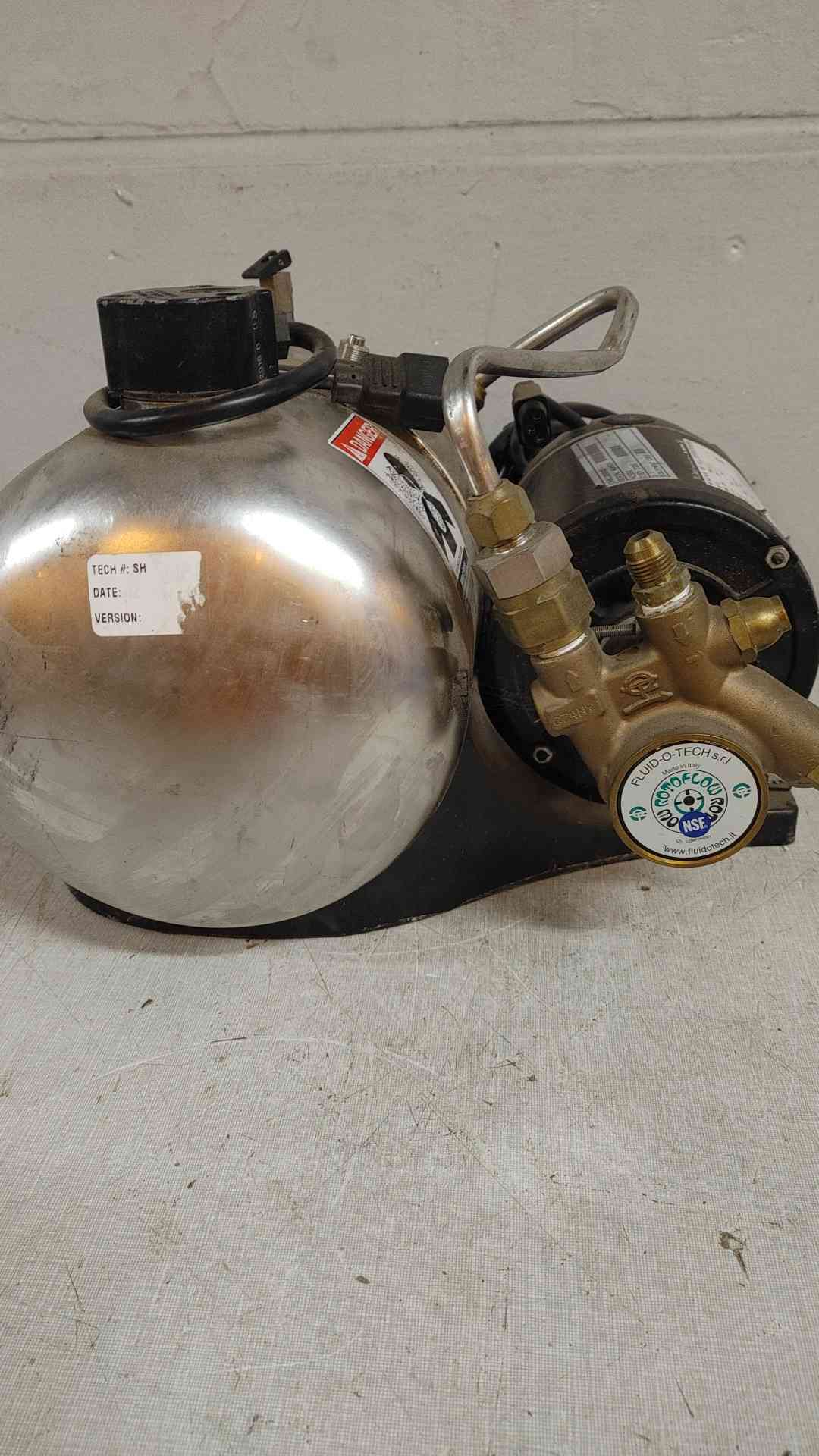 McCann's AC Motor 115 V 6.5 Amp With Tank (109512)
