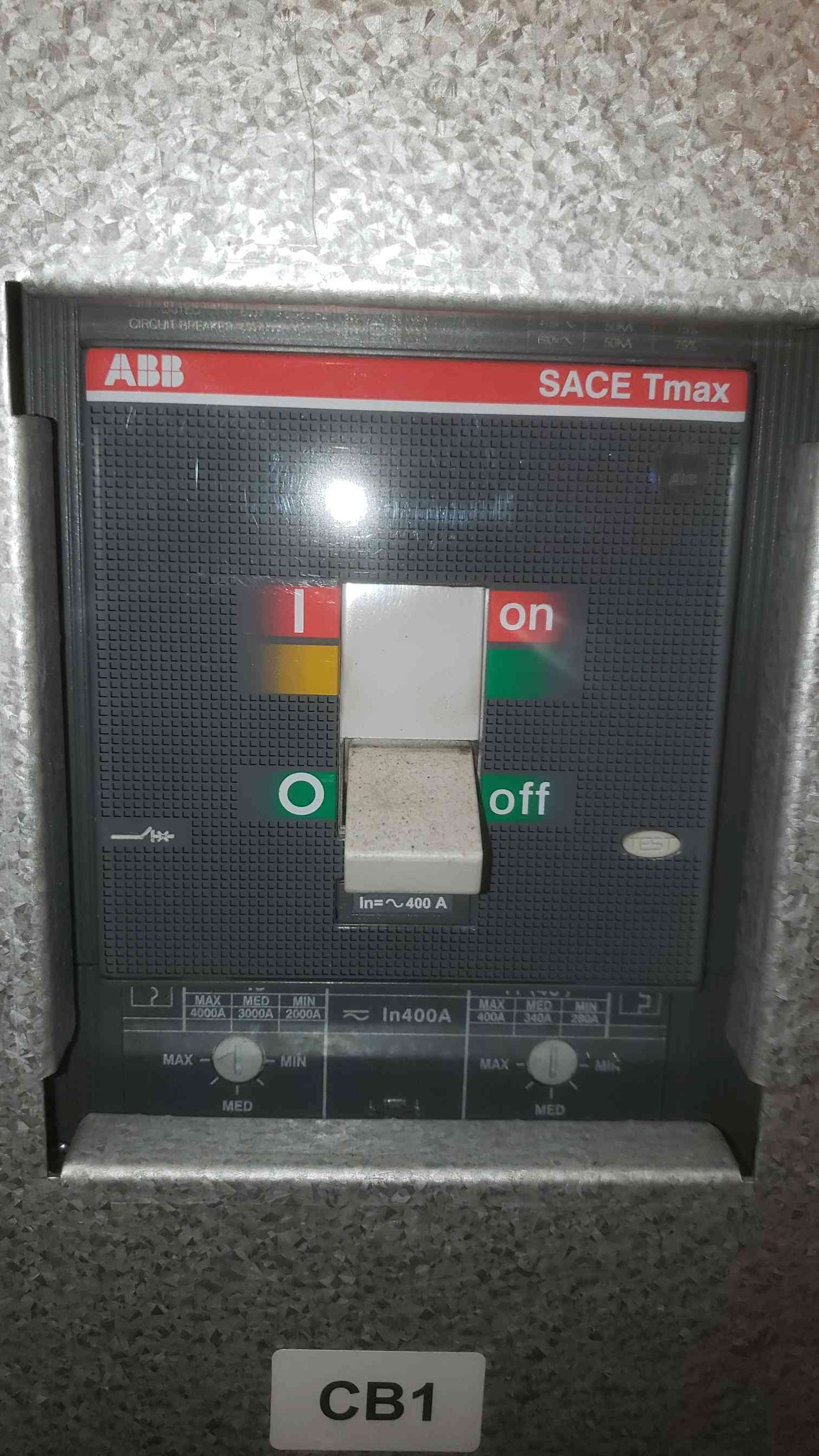 AS-IS Standalone Liebert NX 480V 3PH 4W UPS 38SA200A0A00 (SKU: 109570)