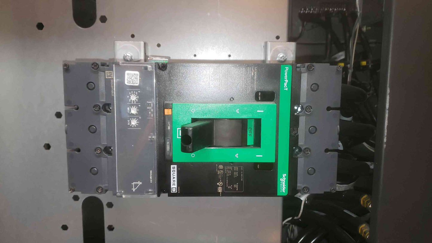 200KVA Liebert Vertiv 480V x 208/120 3PH PDU FPA20C442B (SKU: 109571)