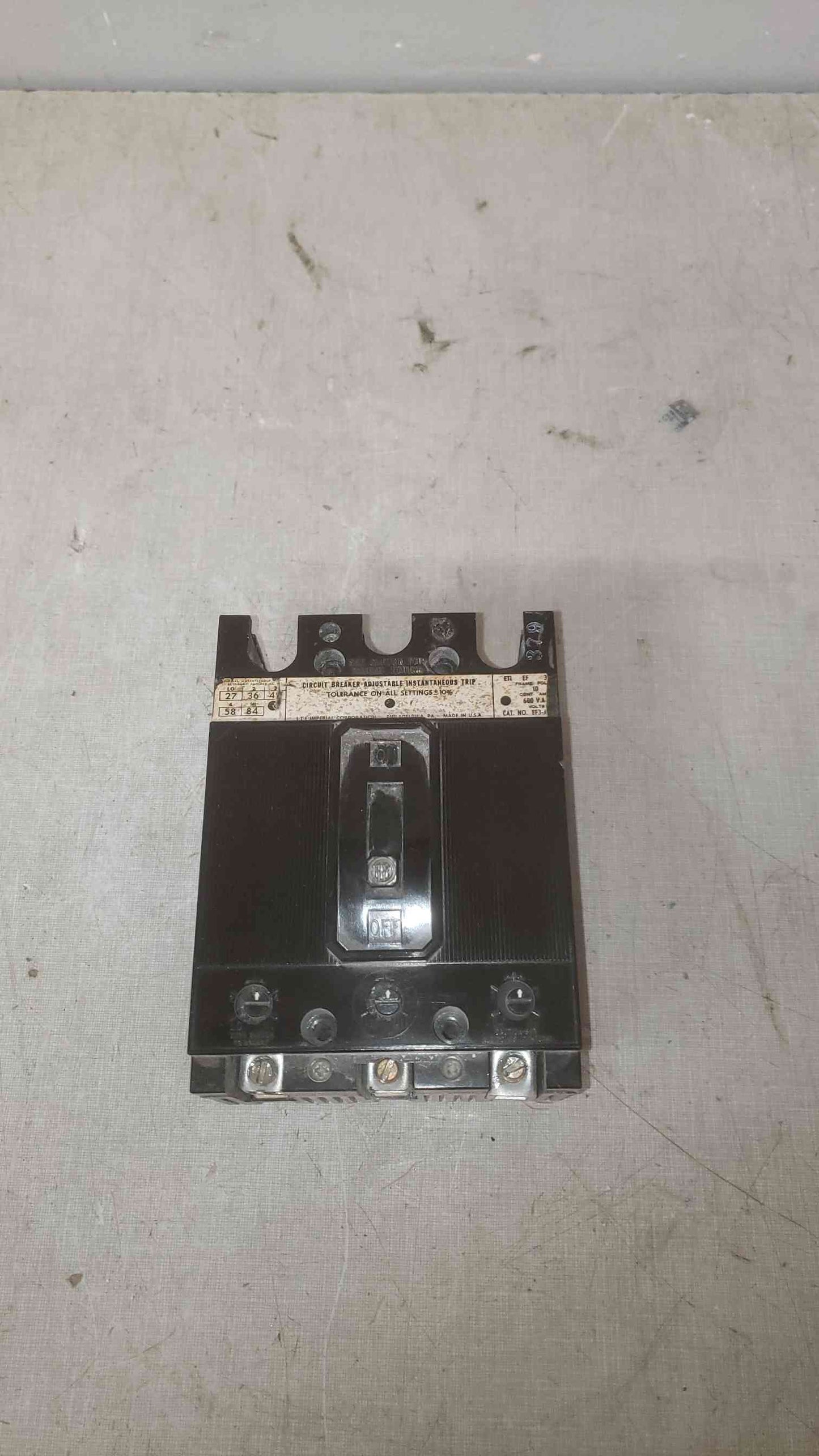 I-T-E 10A 600VAC 3 Pole Breaker (SKU: 109601)