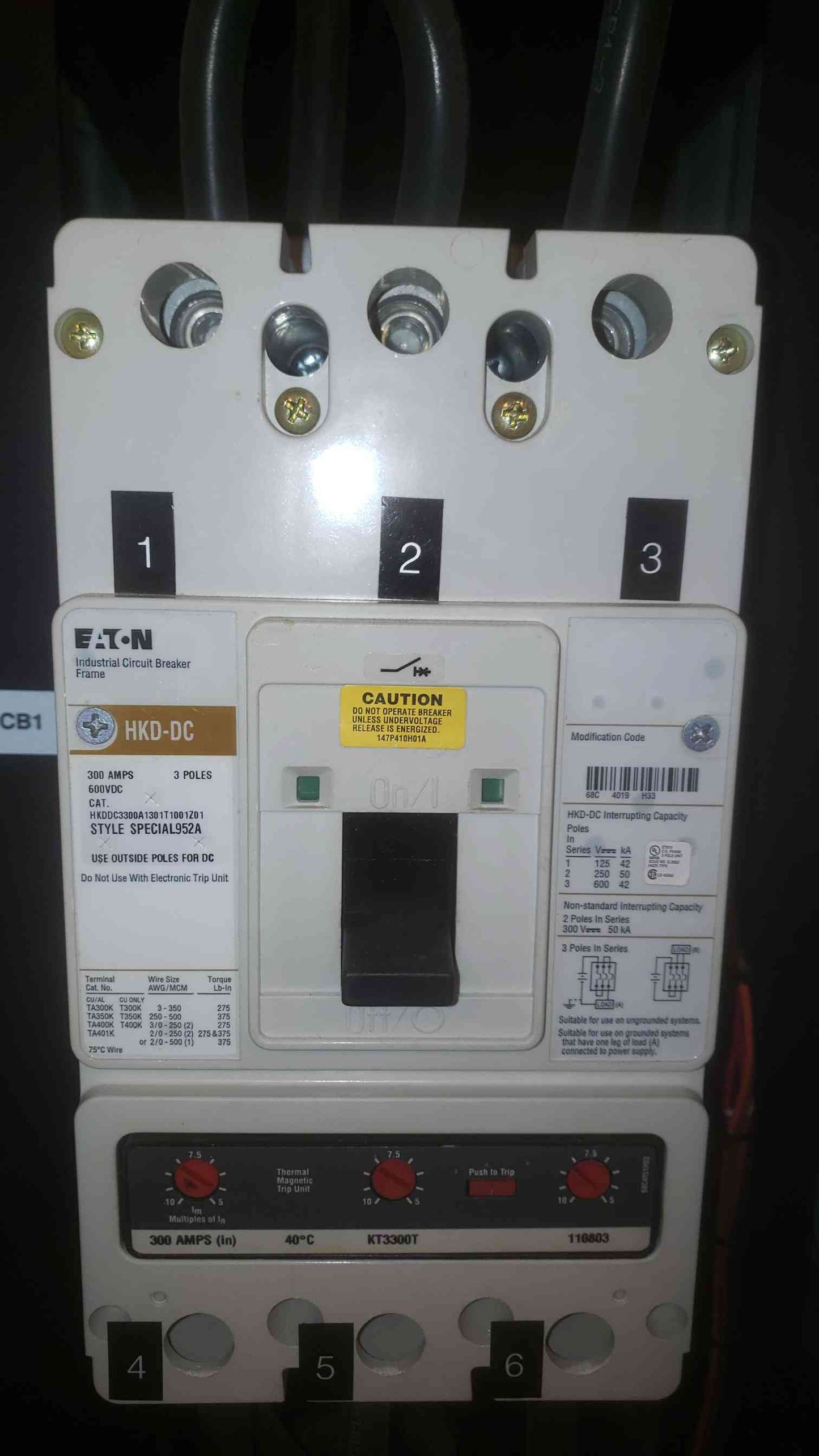 Eaton 9390 Battery Cabinet 480VDC 201ADC 80 (SKU: 109733)