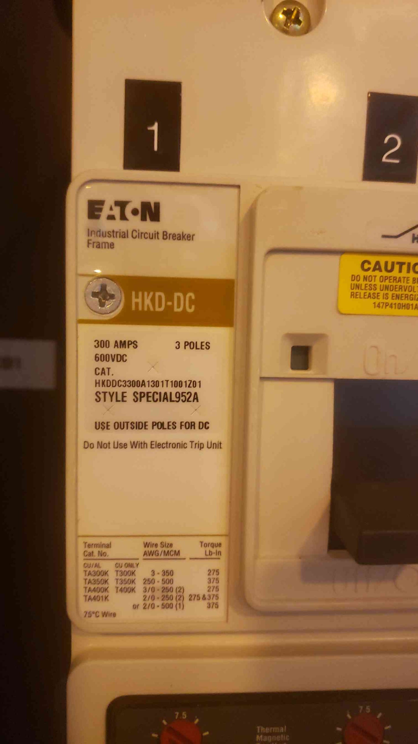 Eaton 9390 Battery Cabinet 480VDC 201ADC 80 (SKU: 109733)