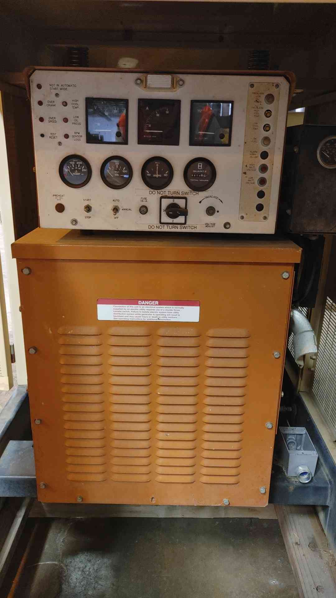 30KW Generac Generator 1PH Nat Gas LP 817 Hrs. (SKU: 109685)
