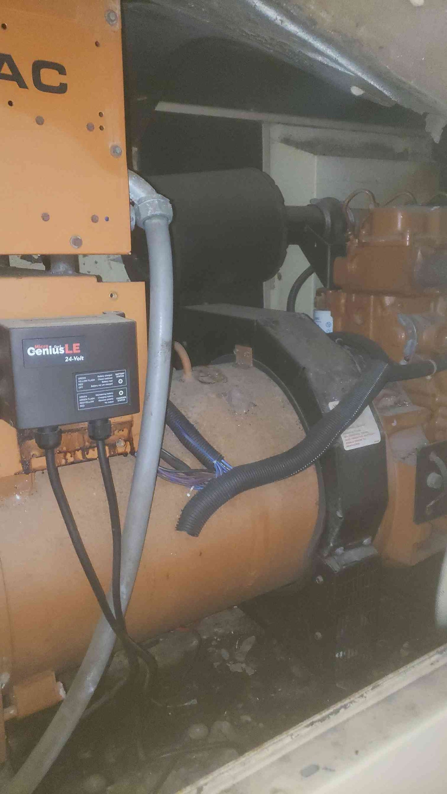 40KW Generac Hino SD040 Diesel Generator 1PH 120/240 '98 (SKU: 109836)