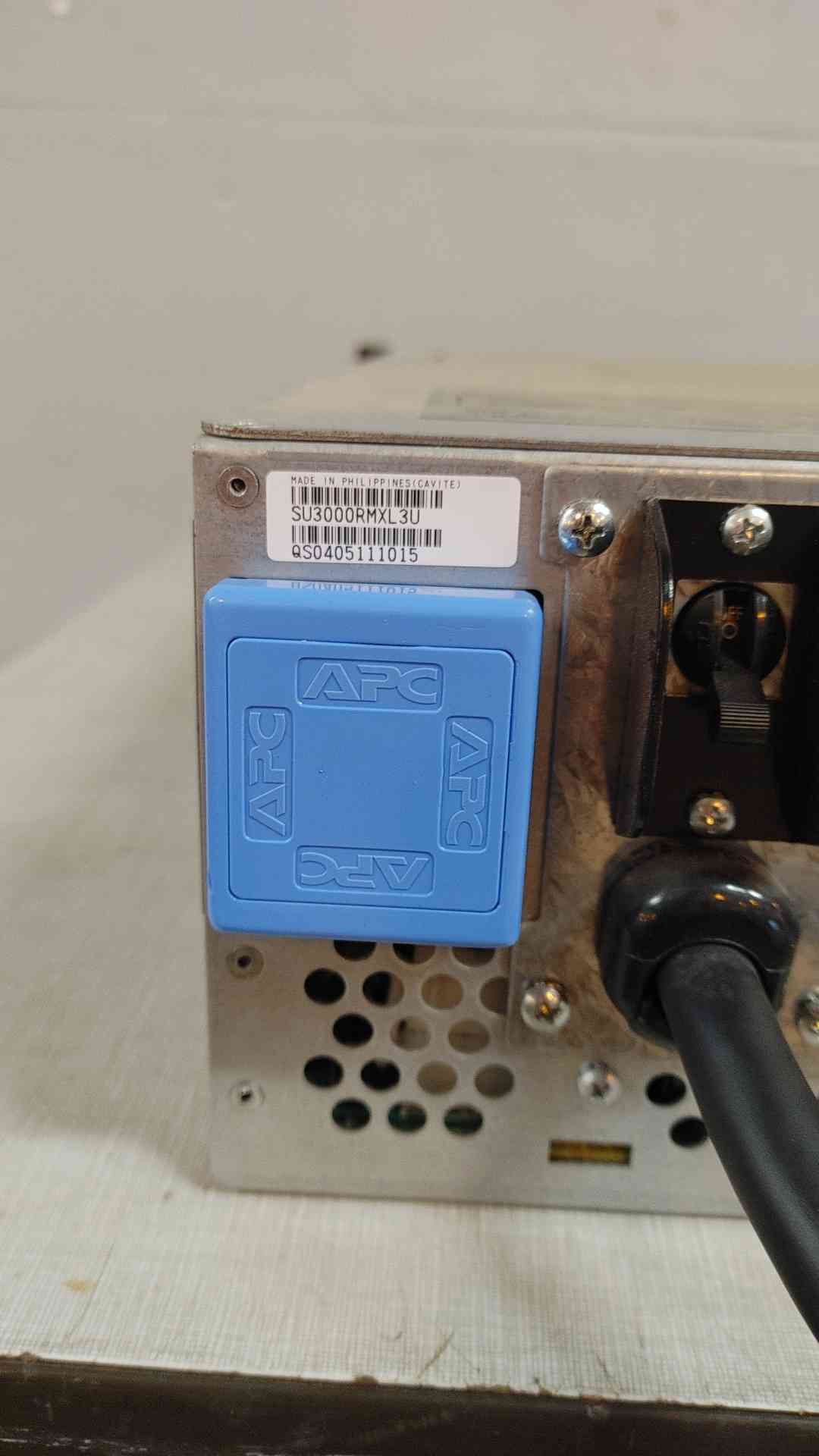APC Uninterrupted Power Supply SU029RM3U (SKU: 110064)