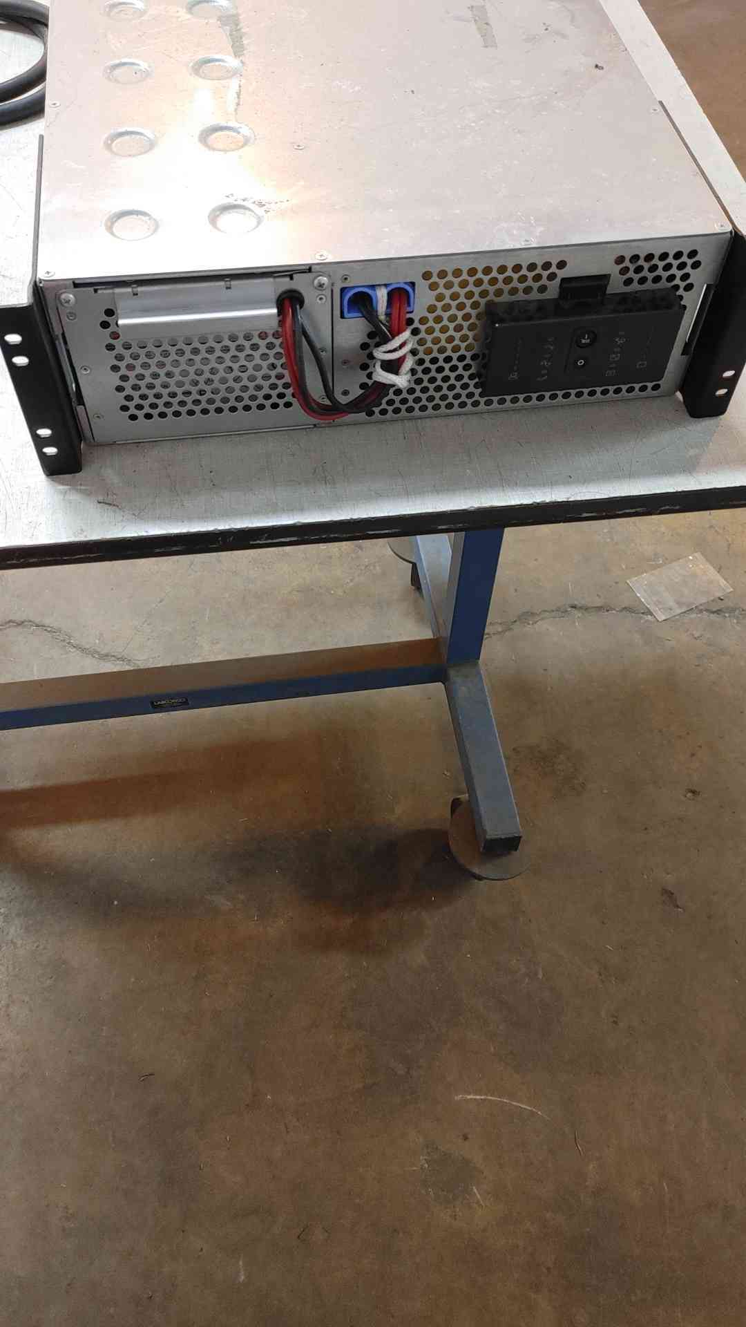 APC Uninterrupted Power Supply SU029RM3U (SKU: 110064)