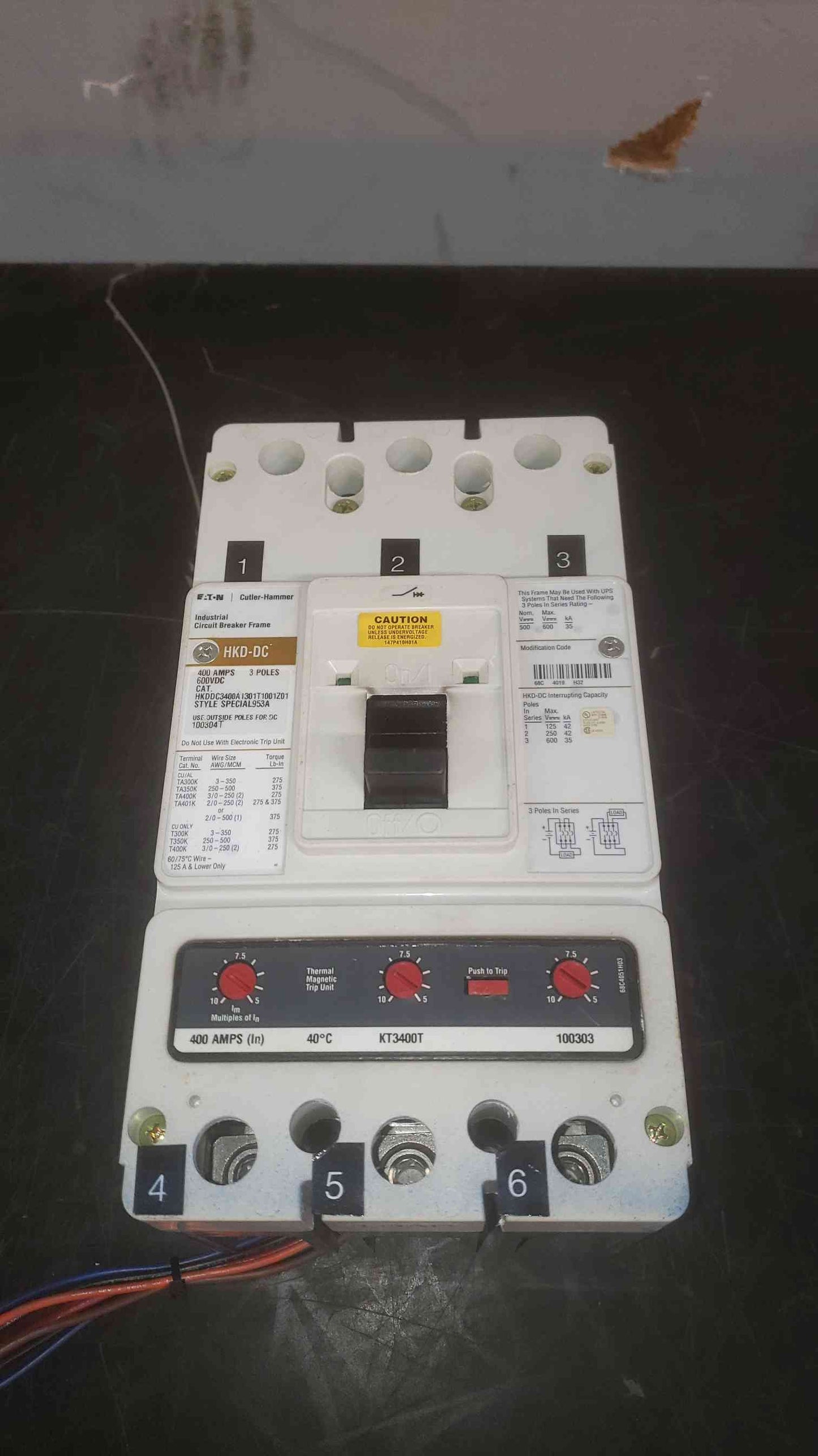 Cutler-Hammer 400A 600VDC 3 Pole Breaker HKDDC3400A1301T1001Z01 (SKU: 110102)