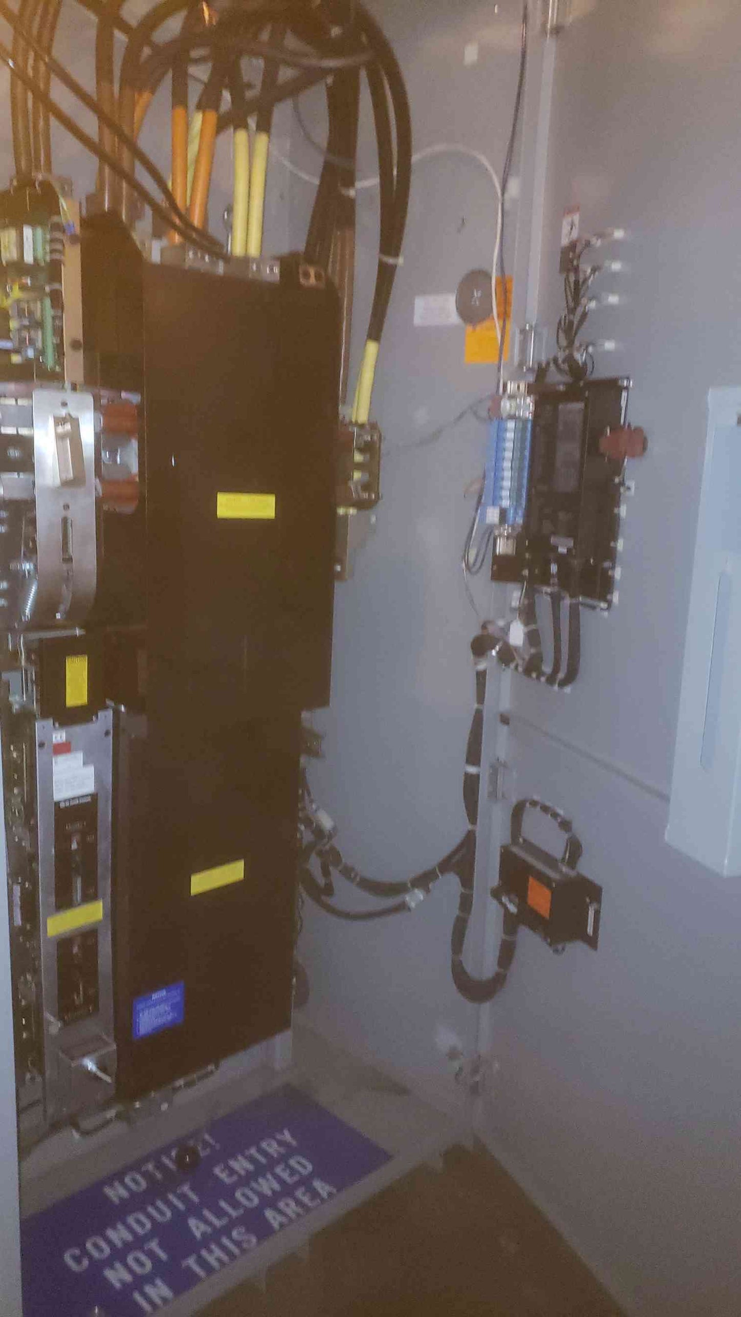 GE Zenith 800A 277/480V ATS ZB5DB08031-07 Transfer & Bypass Isolation (SKU: 110147)