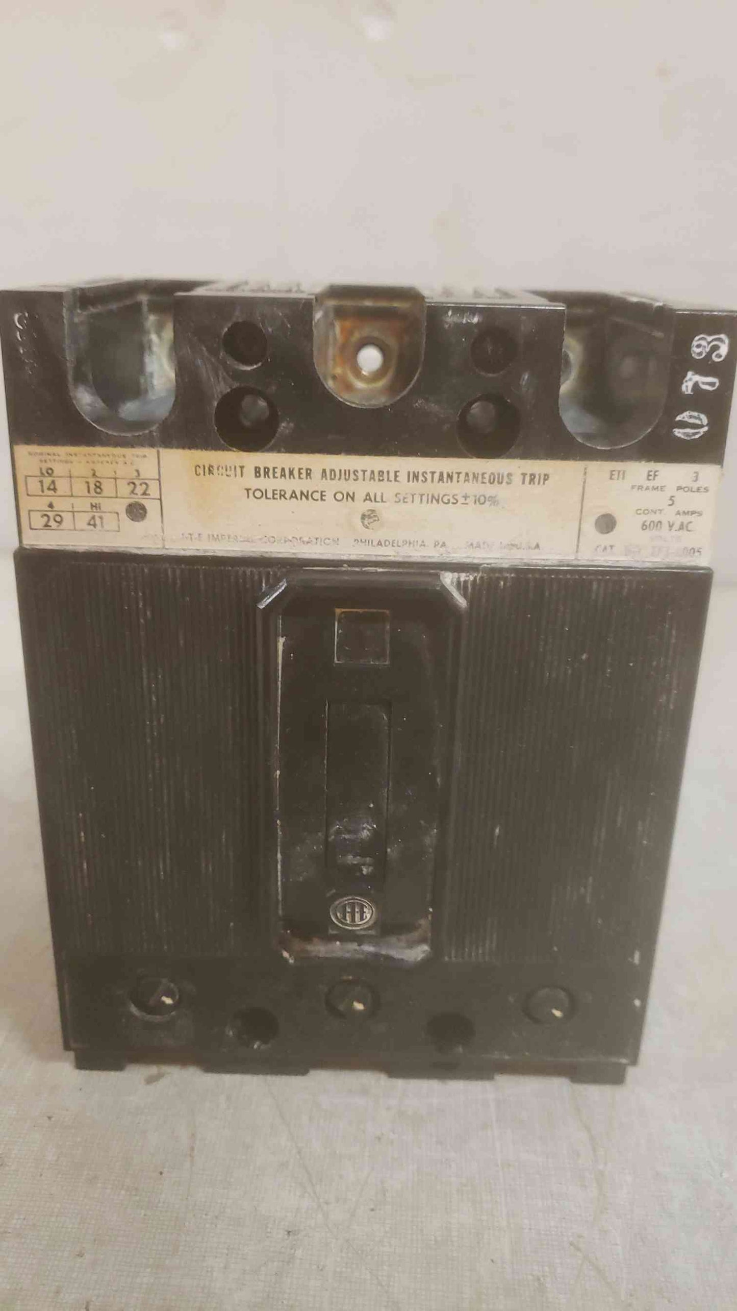 ITE IMPERIAL CORPORATION 5A 3 POLE 600V Circuit Breaker (SKU: 110213)
