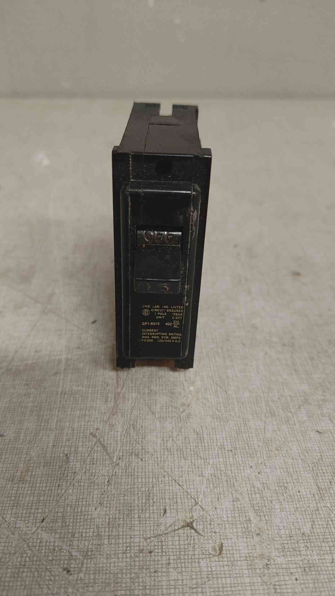ITE IMPERIAL CORP 15A 1 POLE UNIT 120/240 VAC (SKU: 110206)