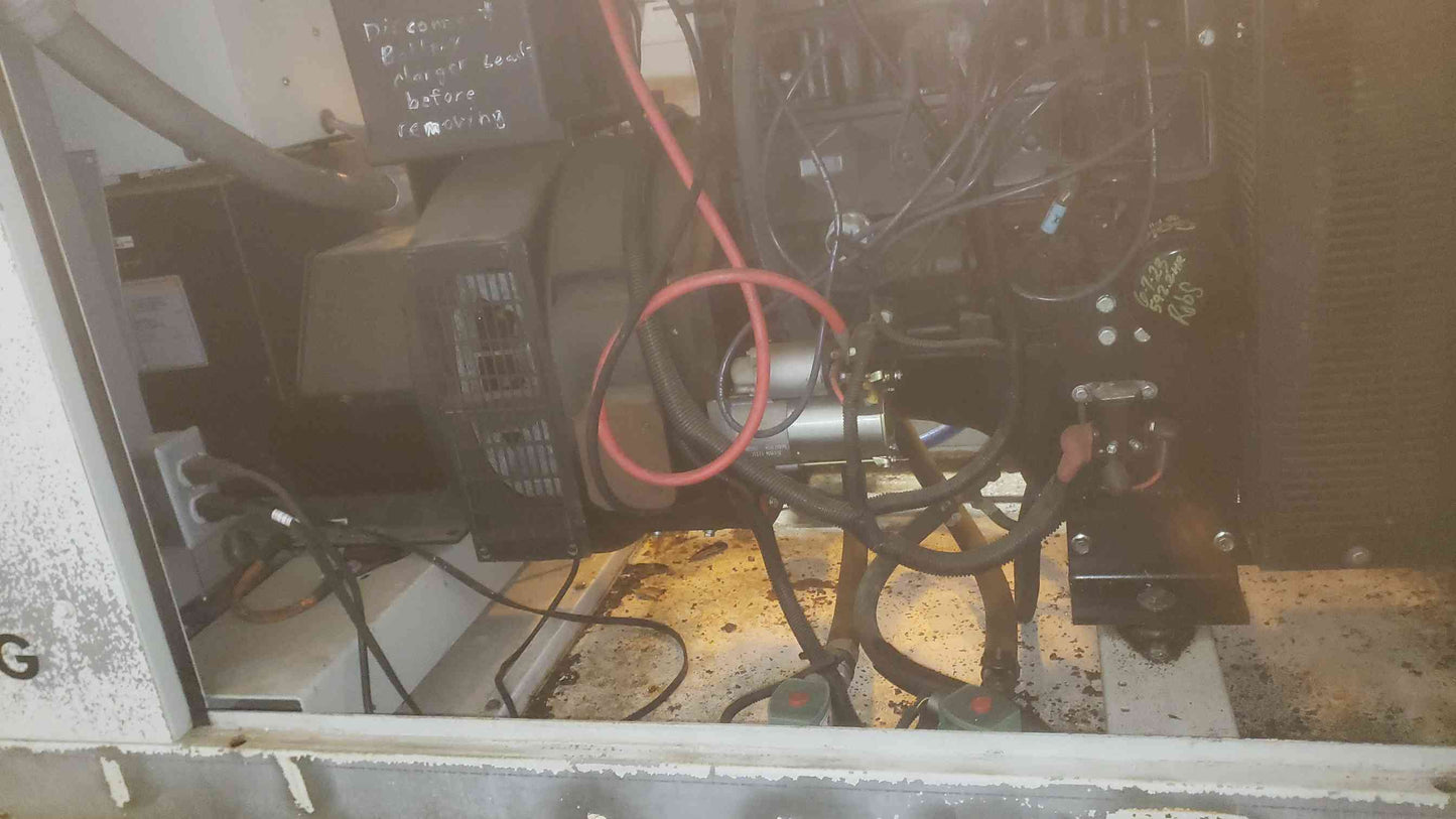 30KW Lynx 30SG 120/240 Nat Gas LP GM 3.0 Generator 592 Hrs. (SKU: 110286)