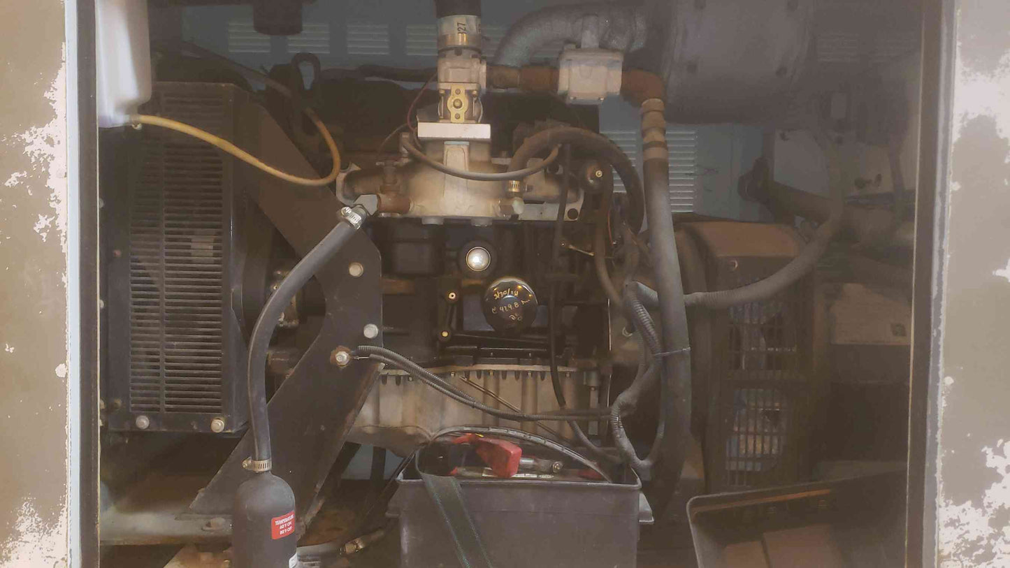 30KW 30SGT Lynx Power Systems Nat Gas LP Generator 429 Hrs. (SKU: 110273)