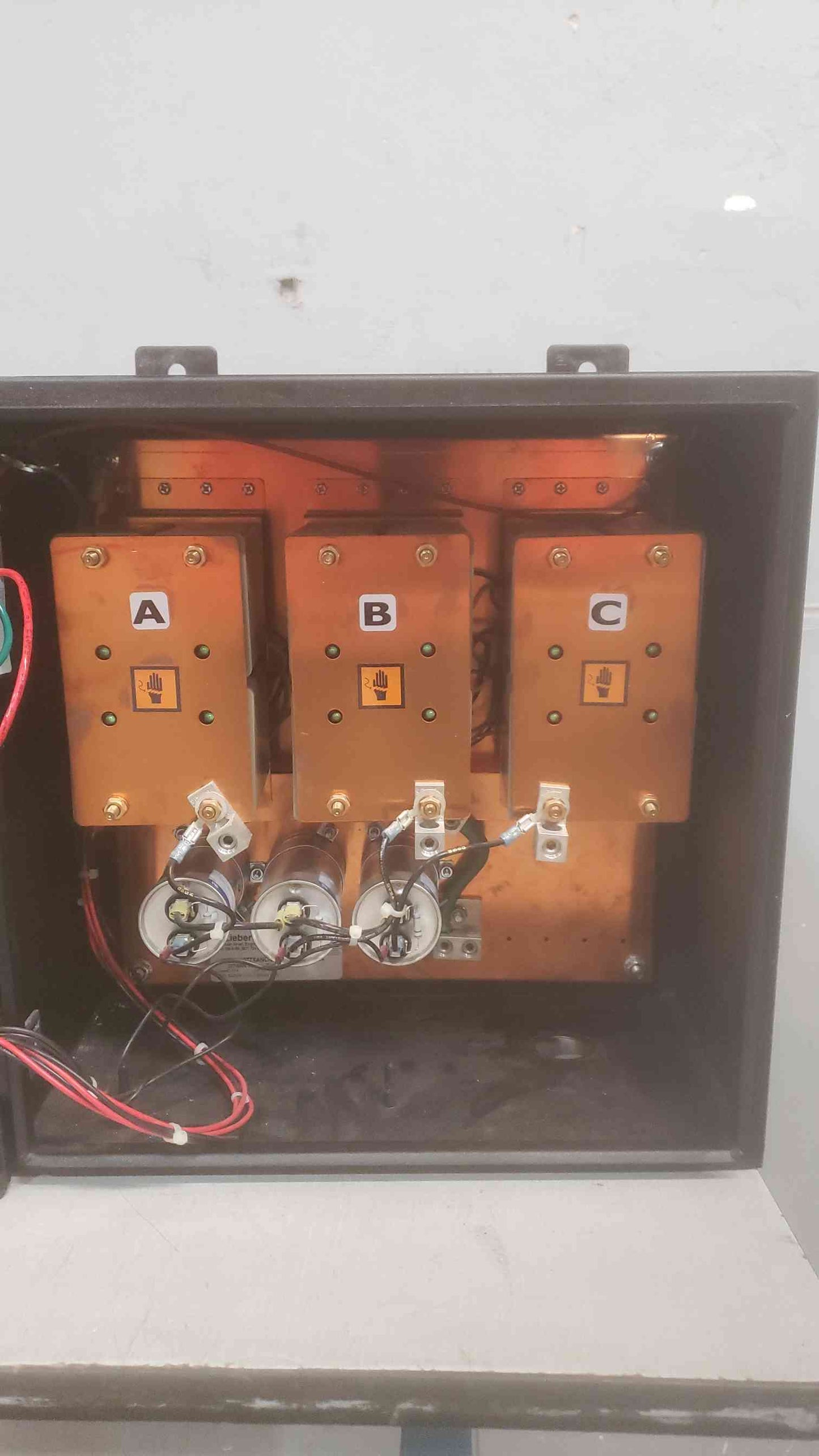 Liebert 277/480V 3PH 3W 47/63Hz Surge Protector S1032277XANCE