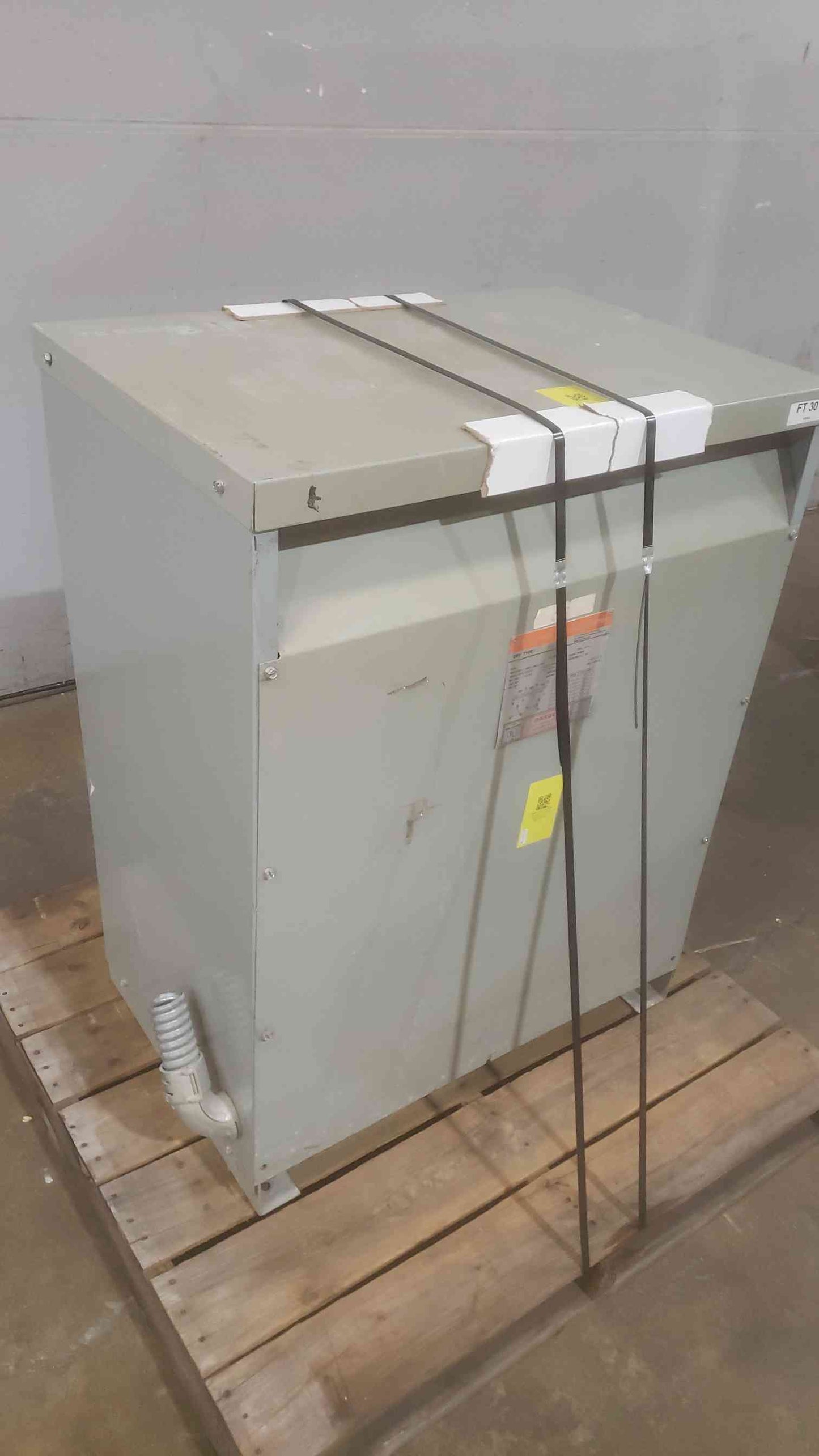 I-T-E 112.5KVA 480-208Y/120 60Hz Dry Type Transformer 3F3Y112 (SKU: 110853)