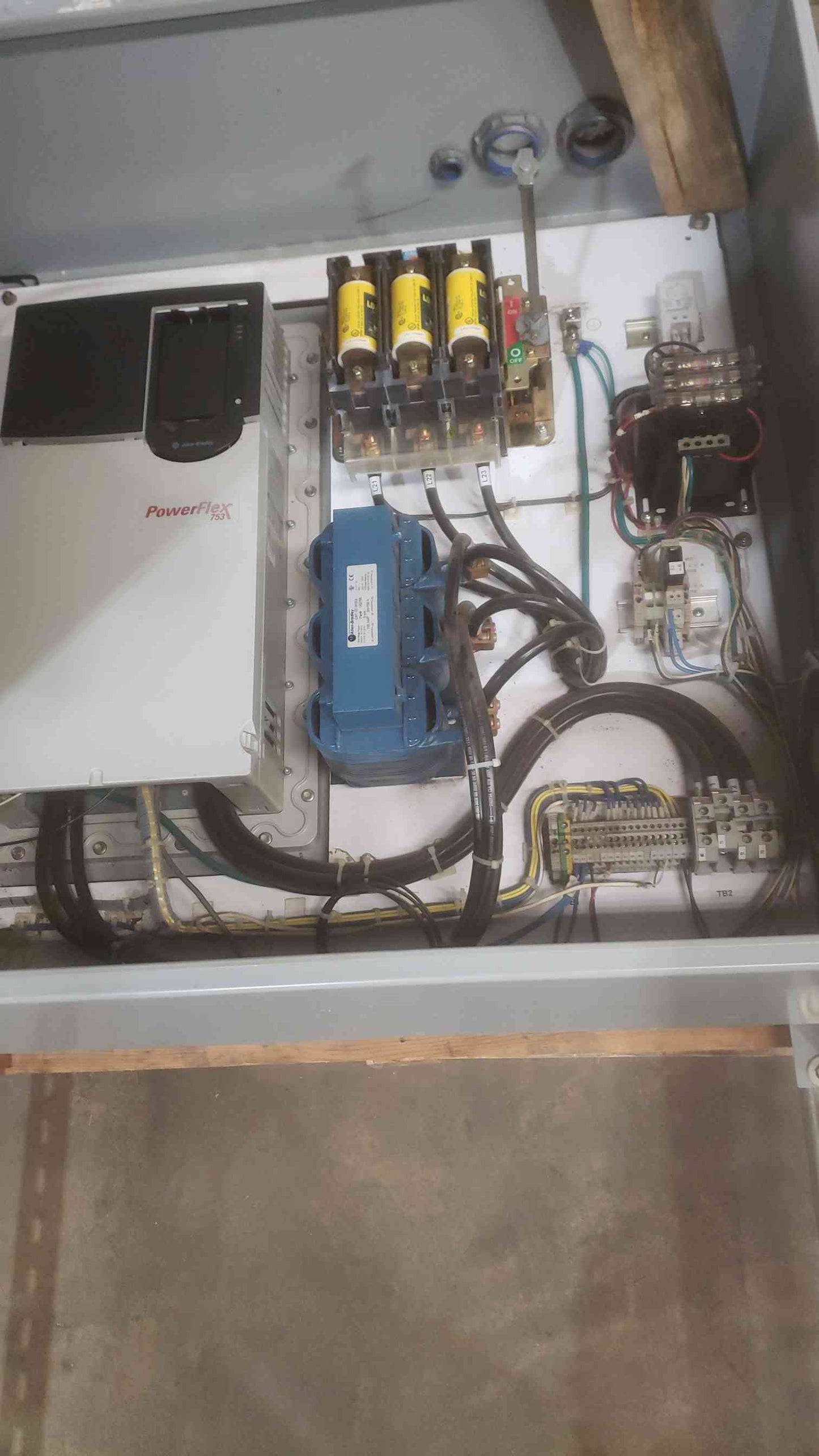 Allen-Bradley PowerFlex 753 75HP, 480V, 91A 3PH AC Drive VFD