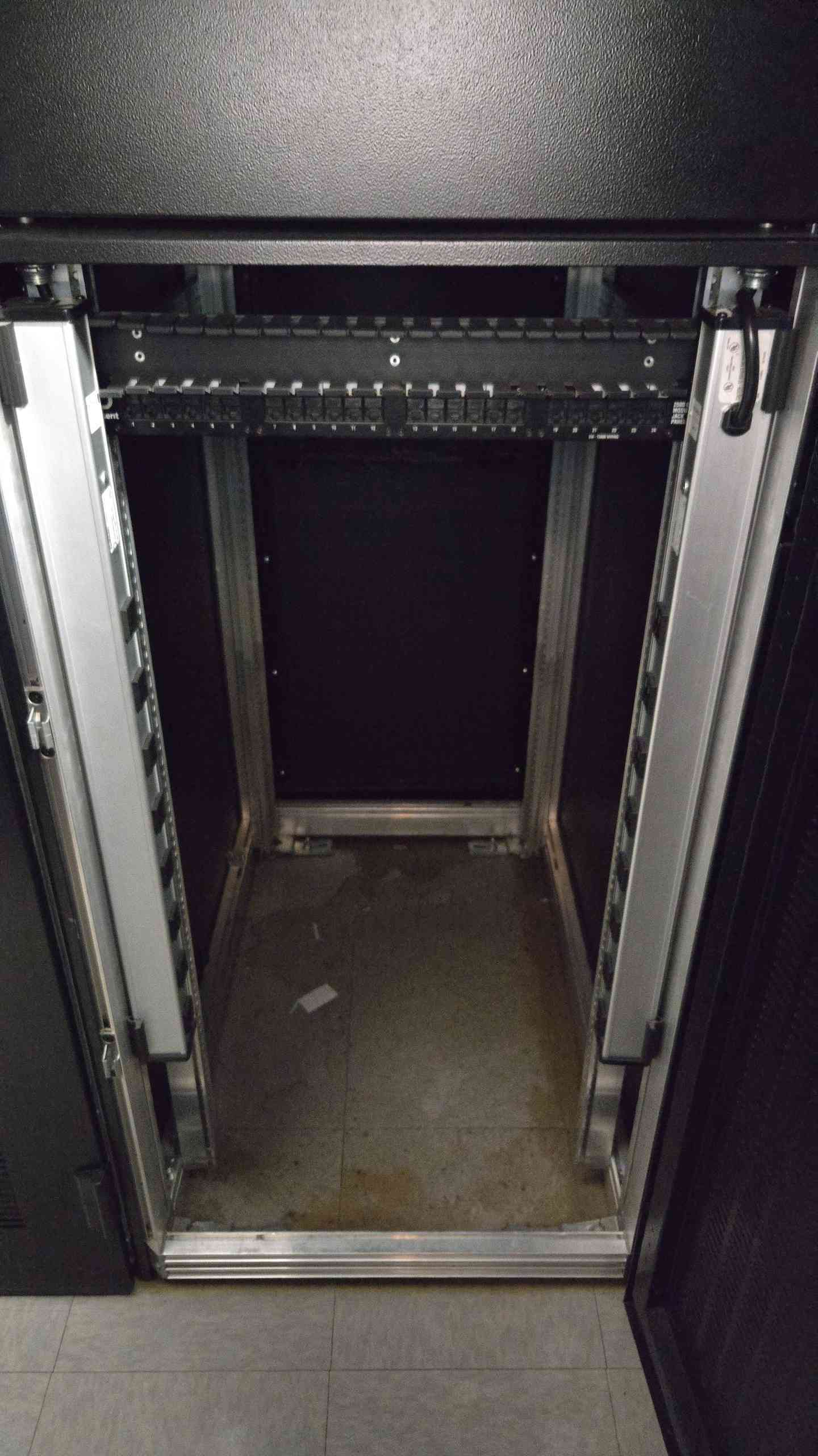 42U Colo Dual Compartment Server Rack 2 Cabinets Top/Bottom with PDU Strips