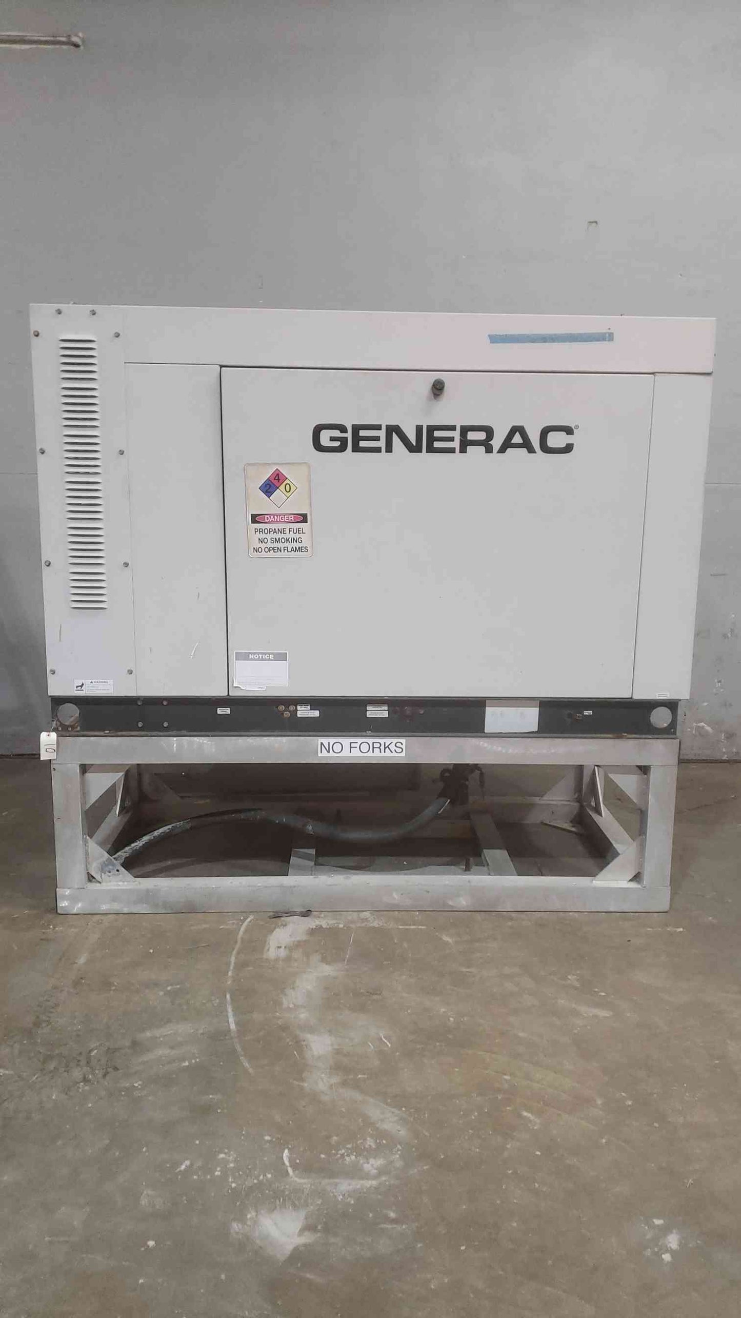 35KW Generac Mitsubishi 1PH Propane Nat Gas Generator 0053500 410.6Hrs (SKU: 110998)