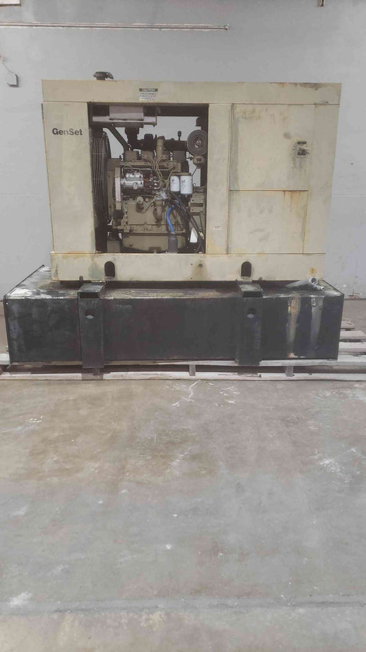 50KW Cummins 1&3PH Diesel Generator 4BT-3.9 1332Hrs (SKU: 111004)