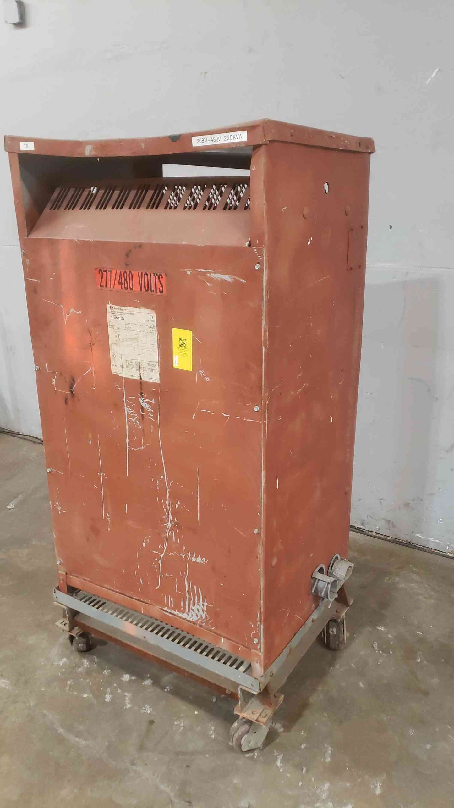 Cutler-Hammer 225KVA 3PH 480v x 208Y/120v Dry Transformer V48M28T22L (SKU: 111375)