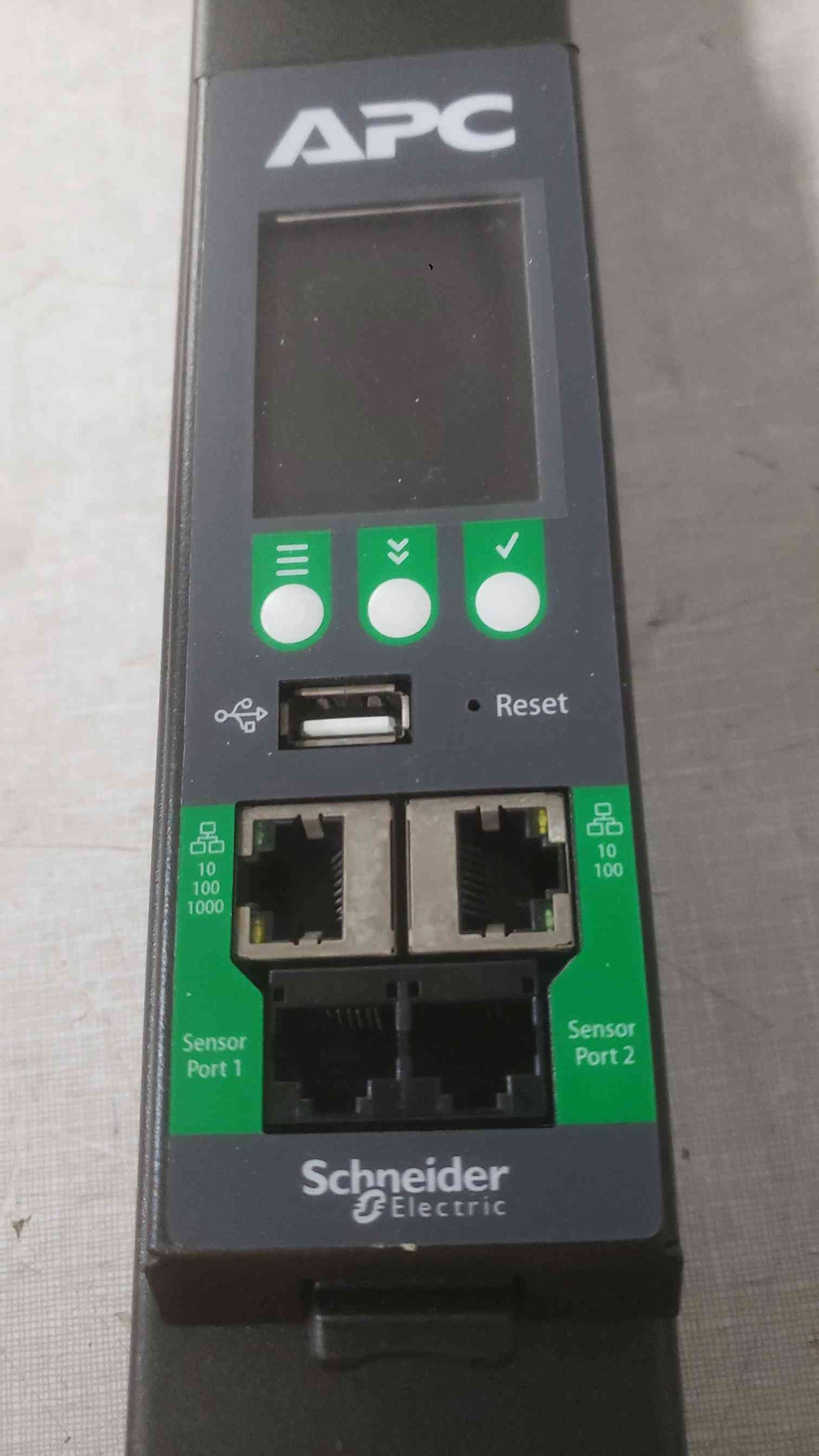 APC 42 Port 200-240VAC 3PH Metered Rack PDU SE24024M-0061-C APDU10351ME (SKU: 112229)