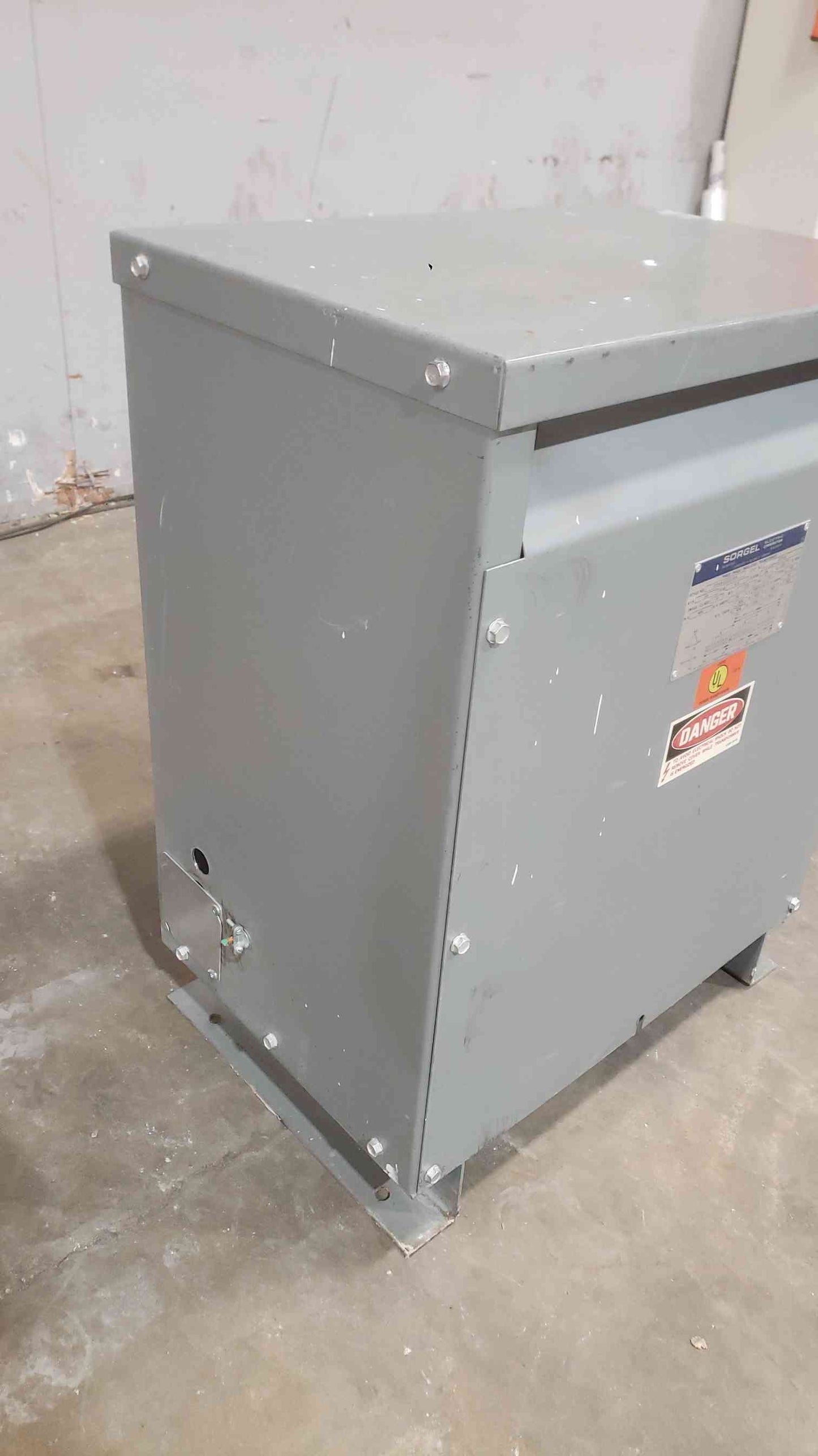 30KVA Sorgel 480-208Y/120 3PH Transformer 30T3H (SKU: 112246)
