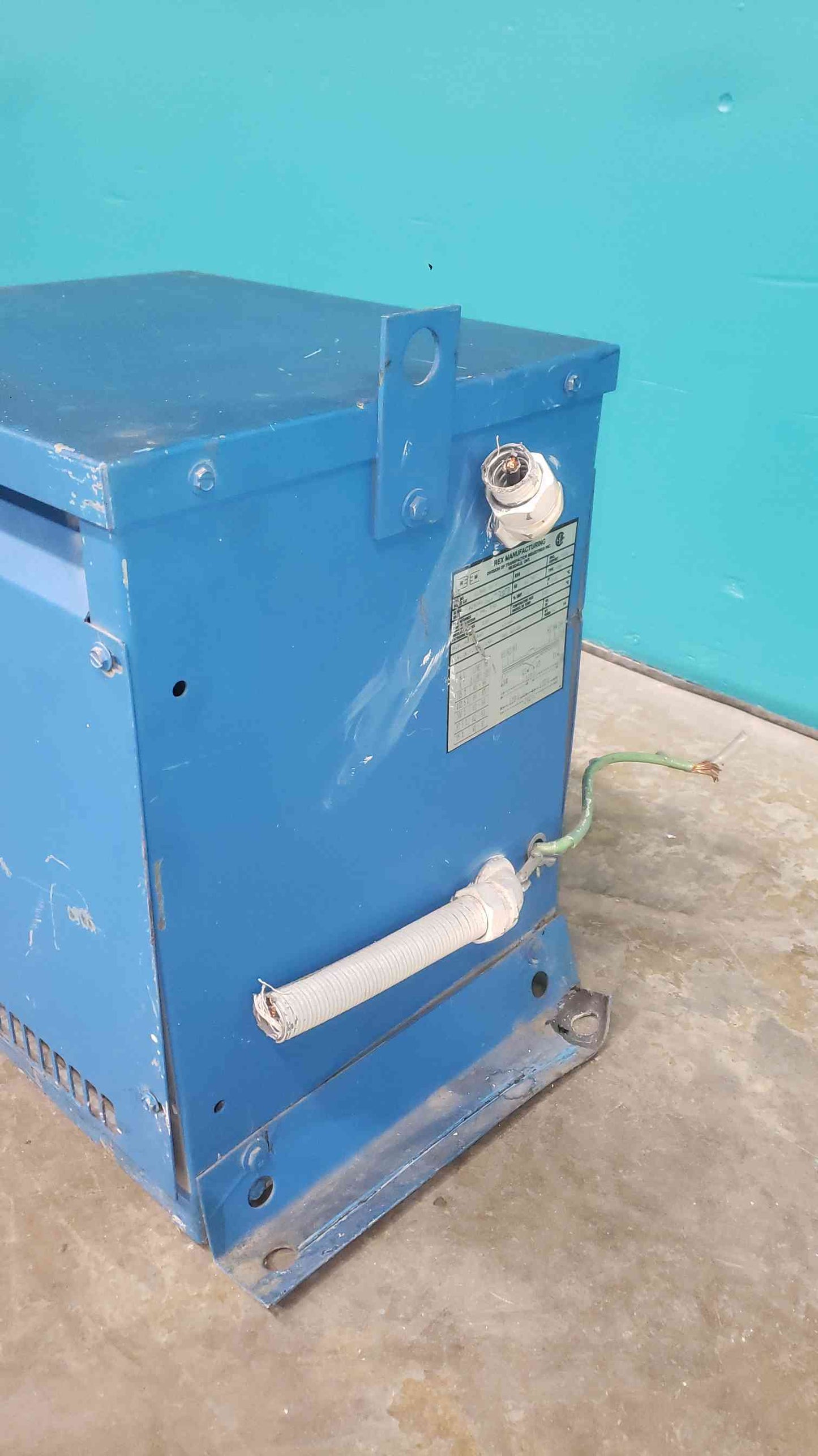 Rex Manufacturing 15kVA Isolation Transformer 1 Phase 480V to 120/240V 60Hz Dry Type (SKU: 112929)