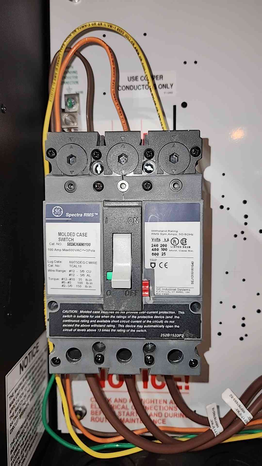 Liebert CW084DC 24 Ton Downflow Chilled Water CRAC Unit 460V 3PH iCOM CRAH 84kW (SKU: 116107)