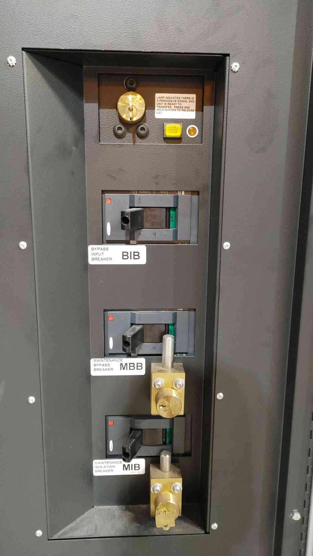 Liebert 160kVA UPS System 480V 3Ph 38SA160A0A00 w/ Battery & Bypass Cabinets
