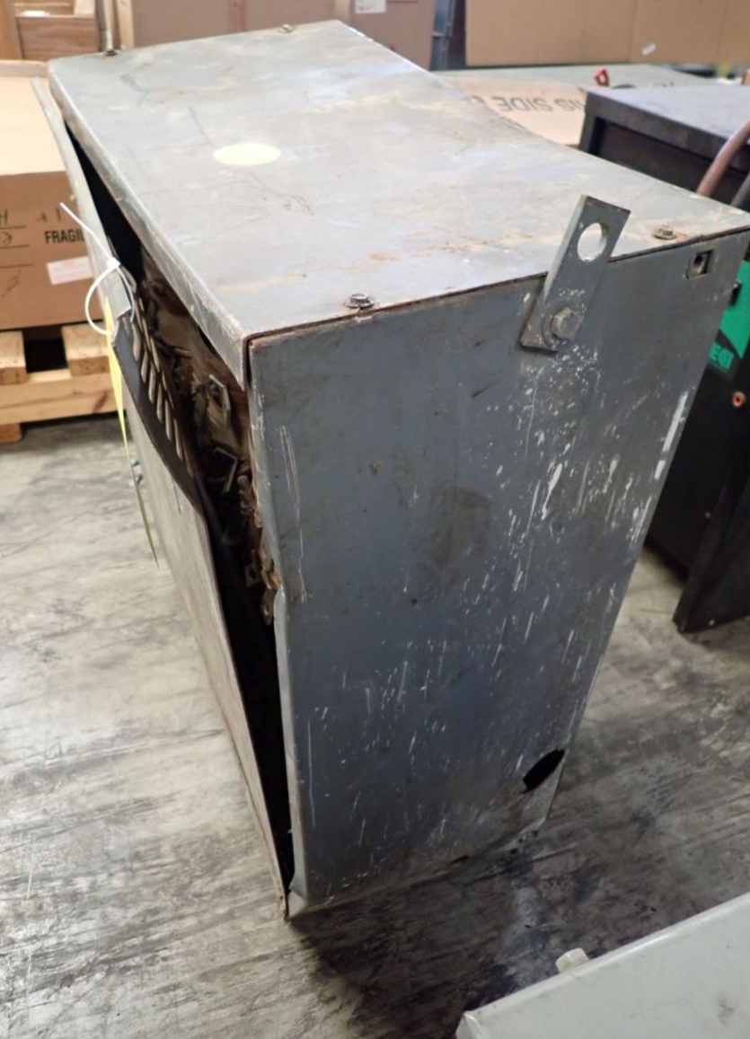Federal Pacific 45KVA Dry Type Transformer 480v x 208/120v