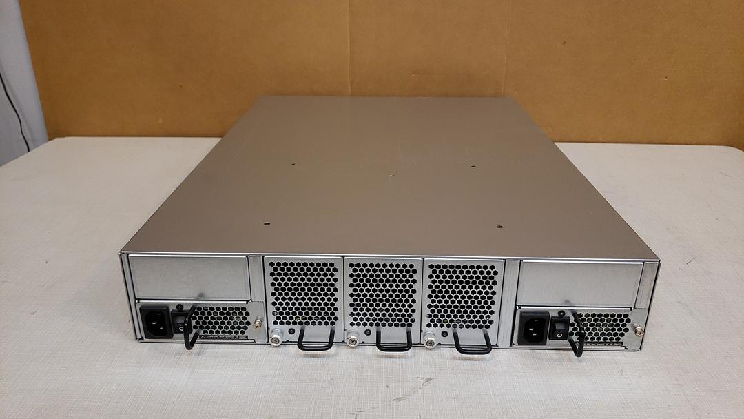 *Pickup Only* Emerson 8 Port Indoor Ethernet Network Switch W/Icom 100-240V VNSA8-ICOM(104555)