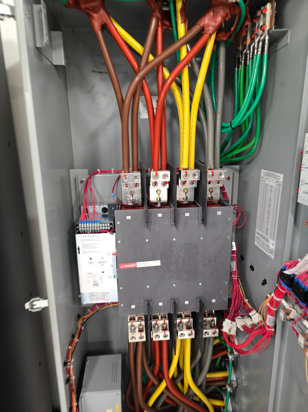 Eaton 1000A 480V ATS Automatic Transfer Switch ATC3C5X41000XSU -90601