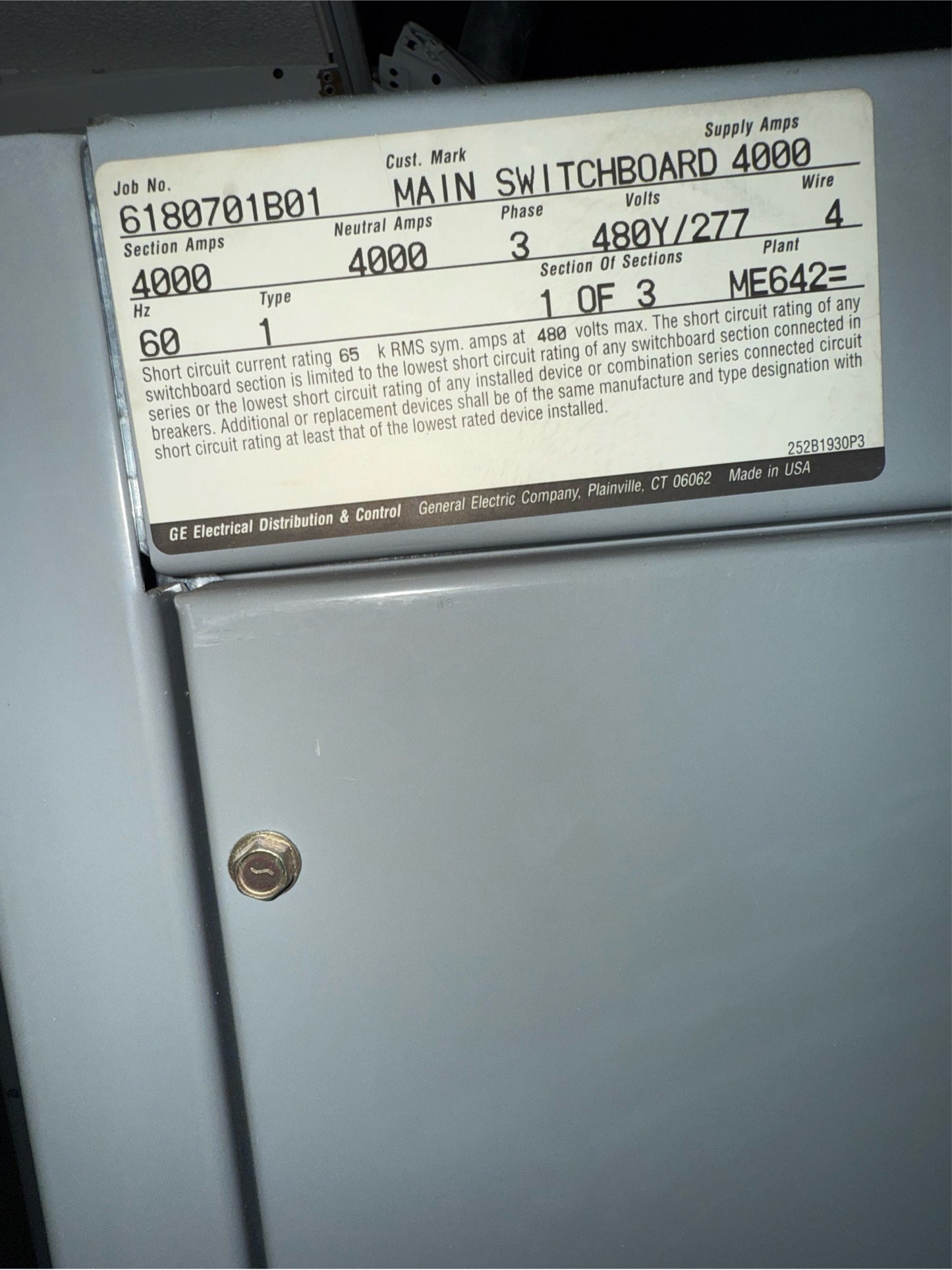 4000A GE Spectra Series Switchboard 480Y/277 3 Sections (SKU: 110470)