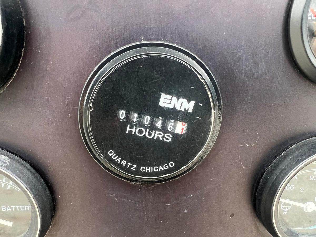 300 kW Cummins Gen End with Controller