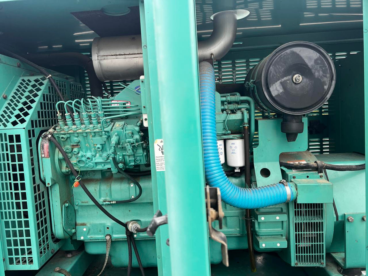 175 kW Cummins/Onan Portable Generator, with Base Fuel Tank and Enclosure 8.3 Liter Cummins Engine, Year – 1999, 687 Hours