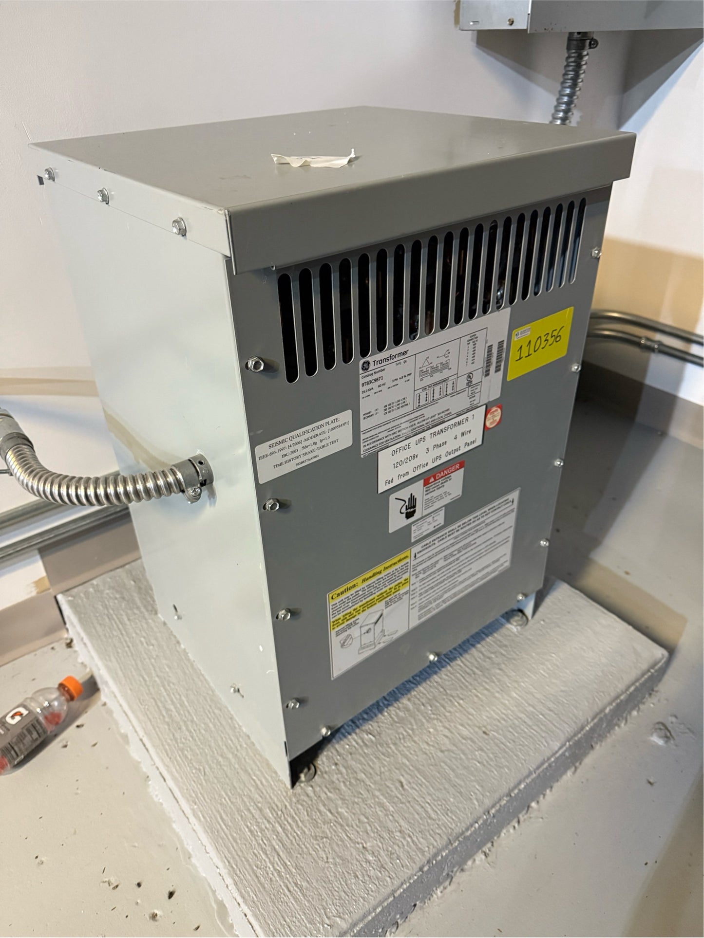 15KVA GE Dry Type Transformer 9T83C9871 3PH 480v x 208/120v