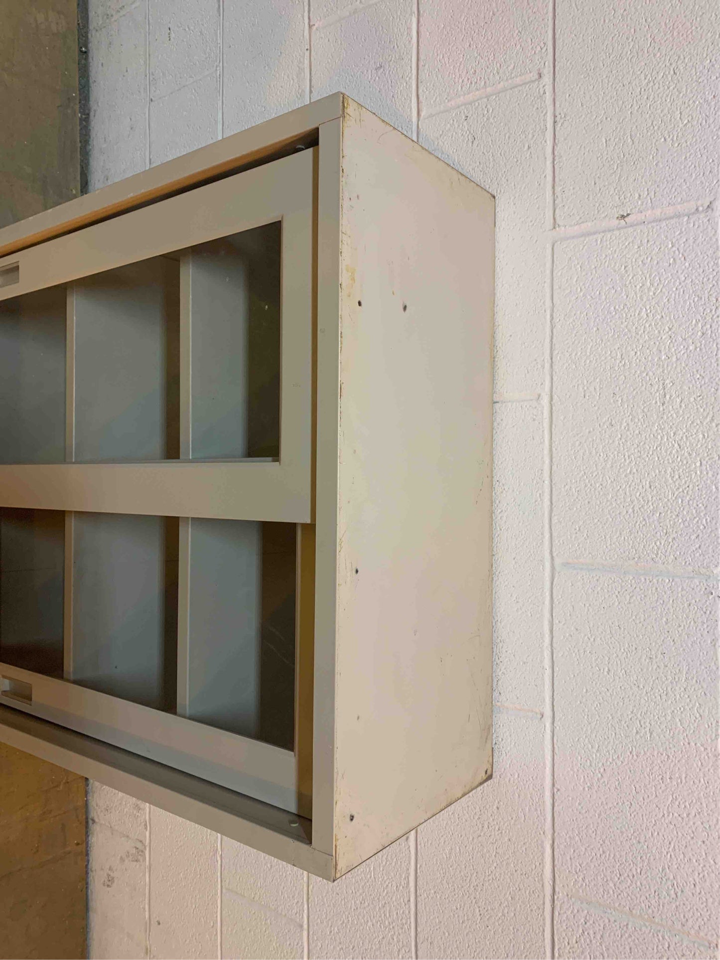 30" Recessed Overhead Cabinet (Q16594)(Q16594)