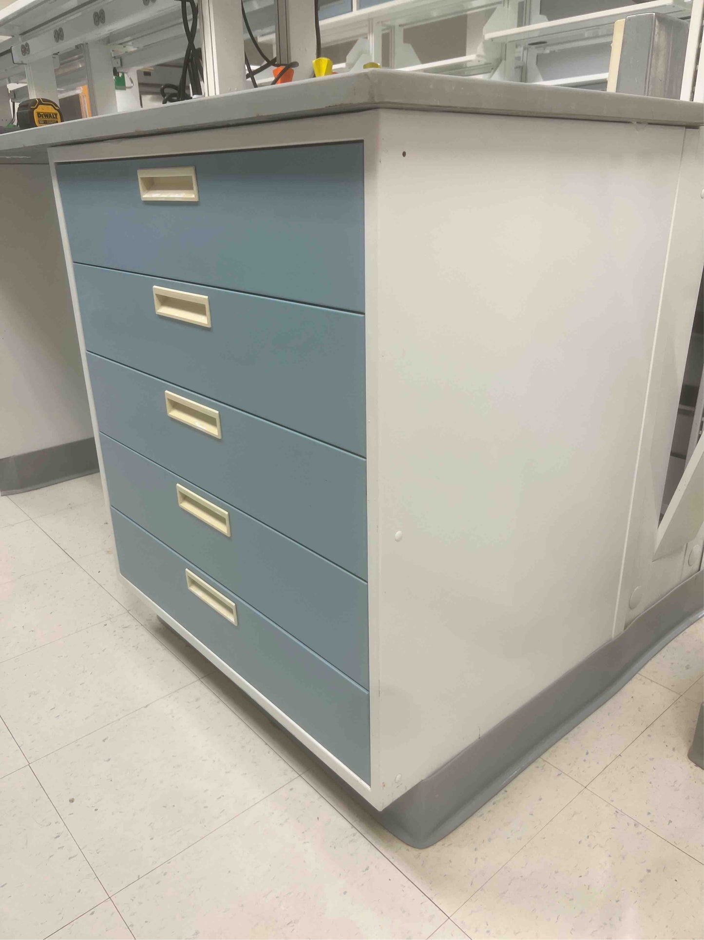 Fisher Hamilton 30" drawer cabinet (5376AA)(5376AA)