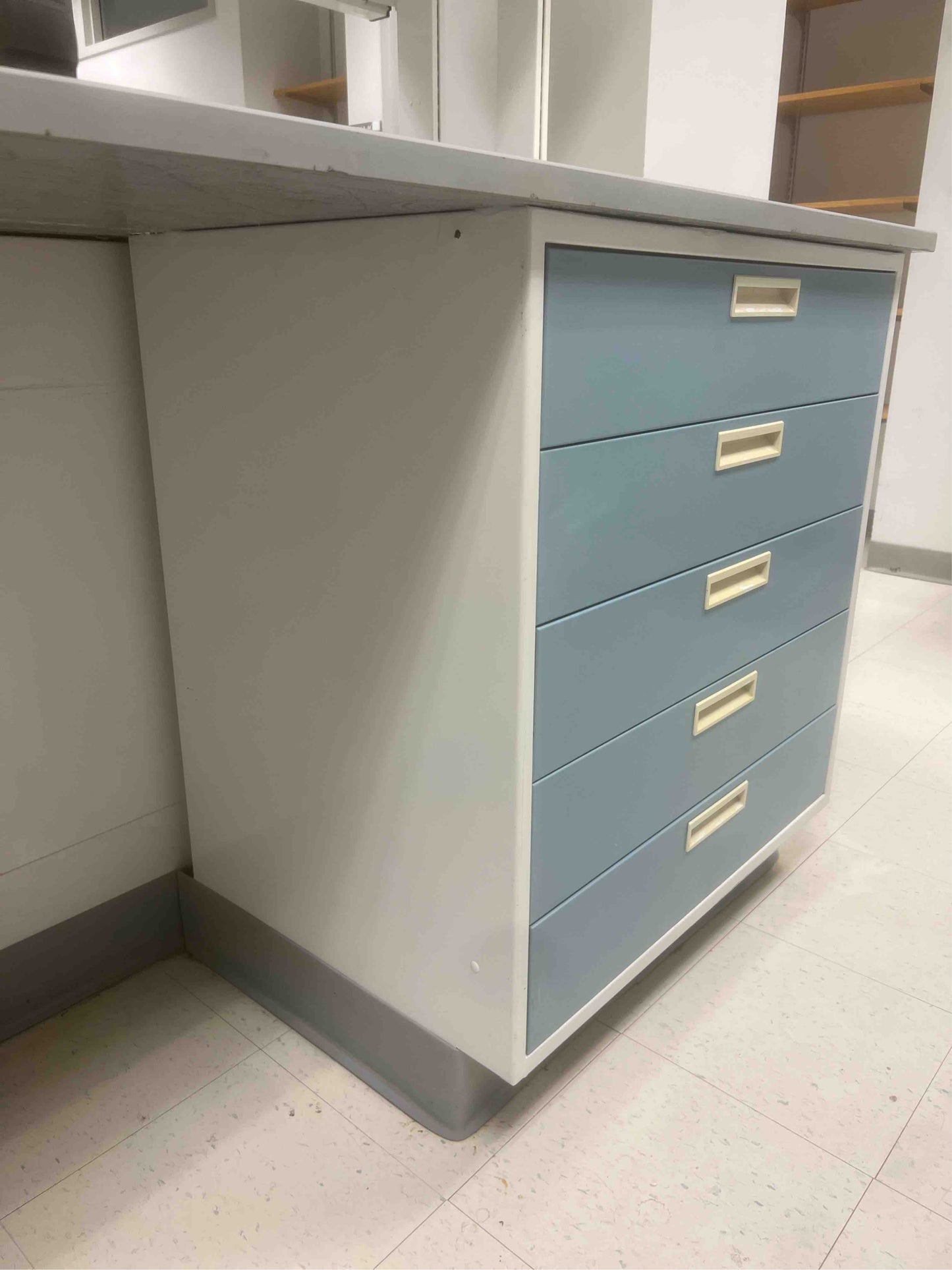 Fisher Hamilton 30" drawer cabinet (5376AA)(5376AA)