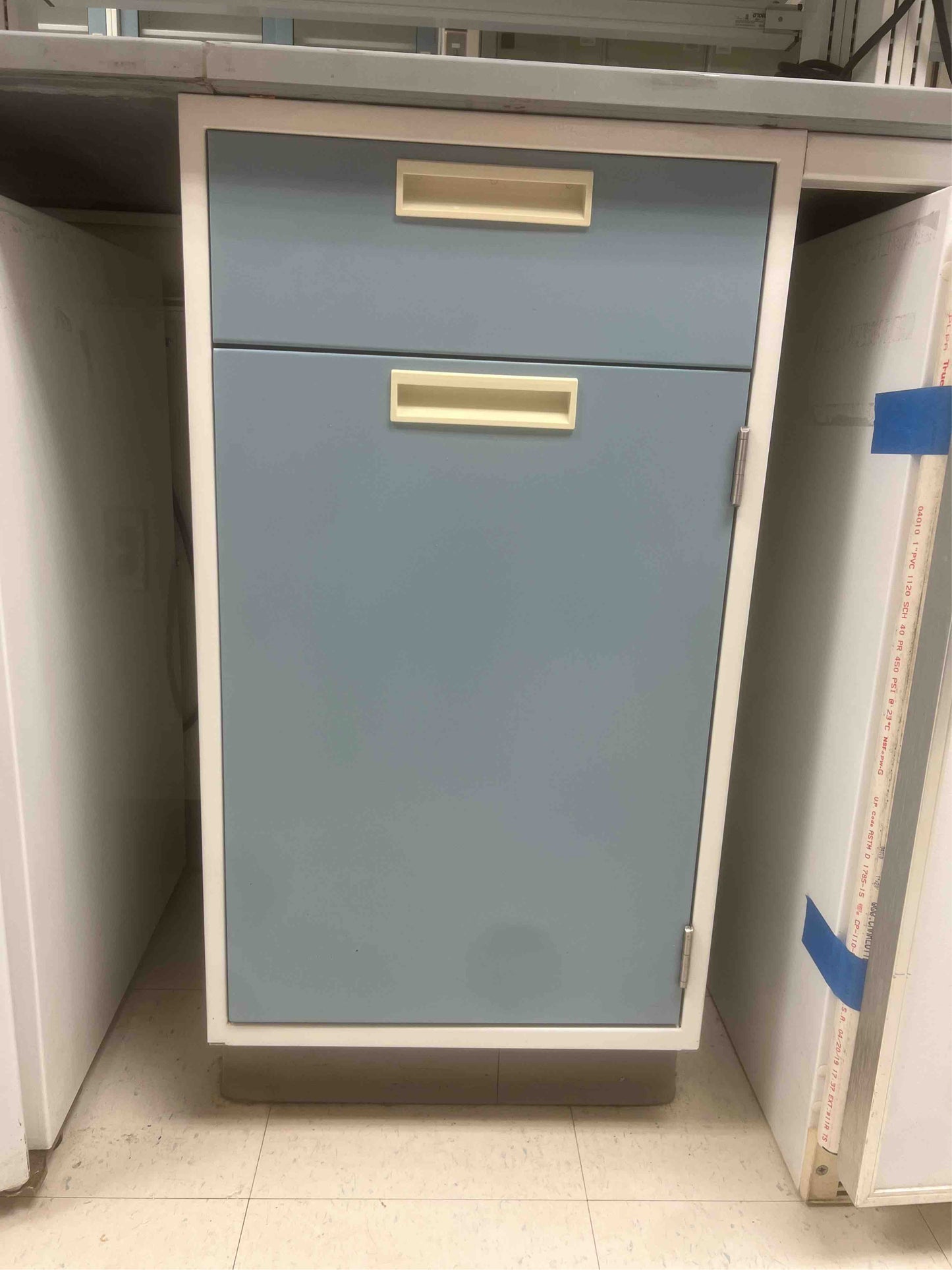 Fisher Hamilton 18" Mix Cabinet 5384AA(5384AA)
