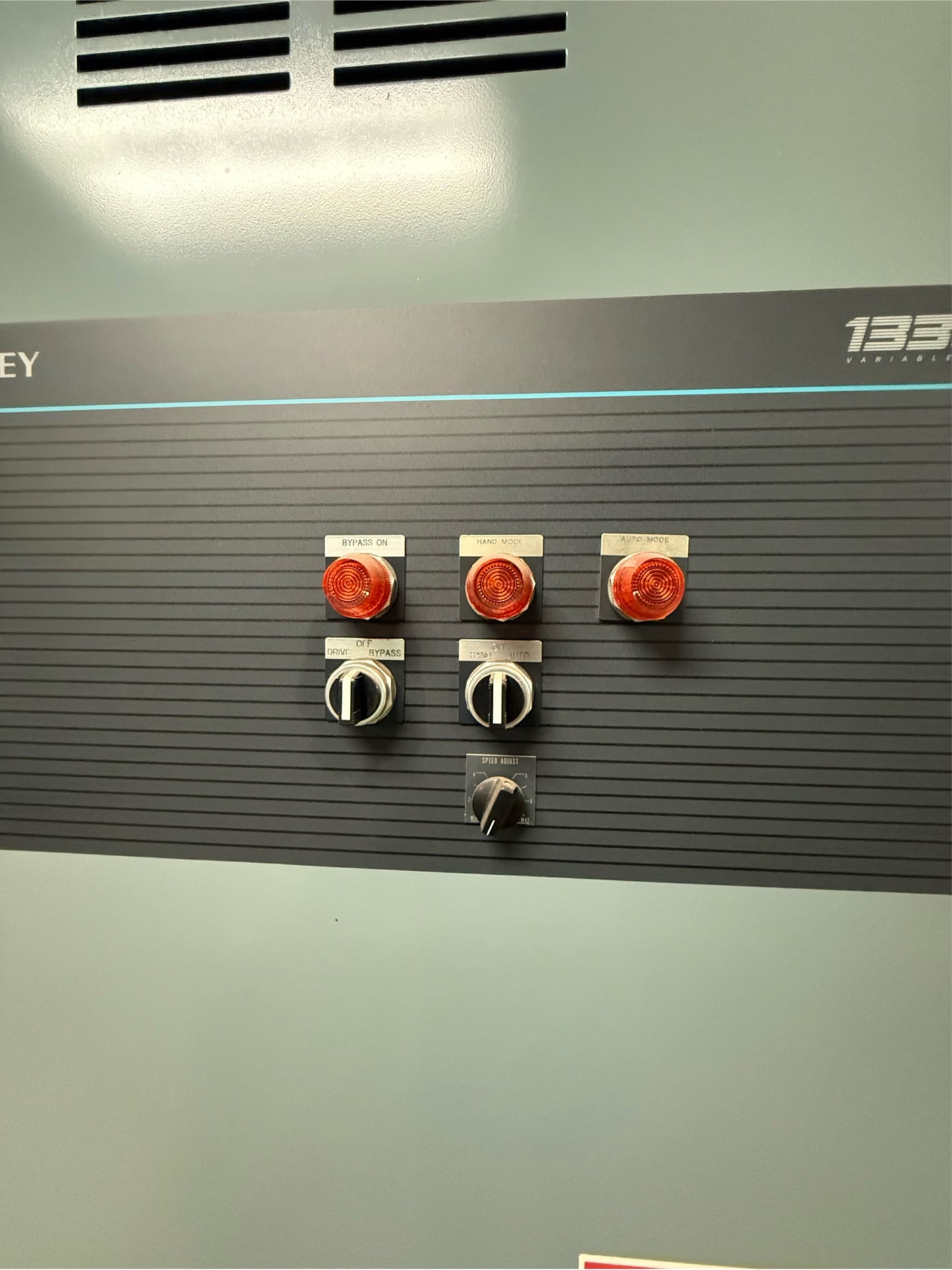 Allen-Bradley Bulletin 1336 AC Drive 156A 460V MCC