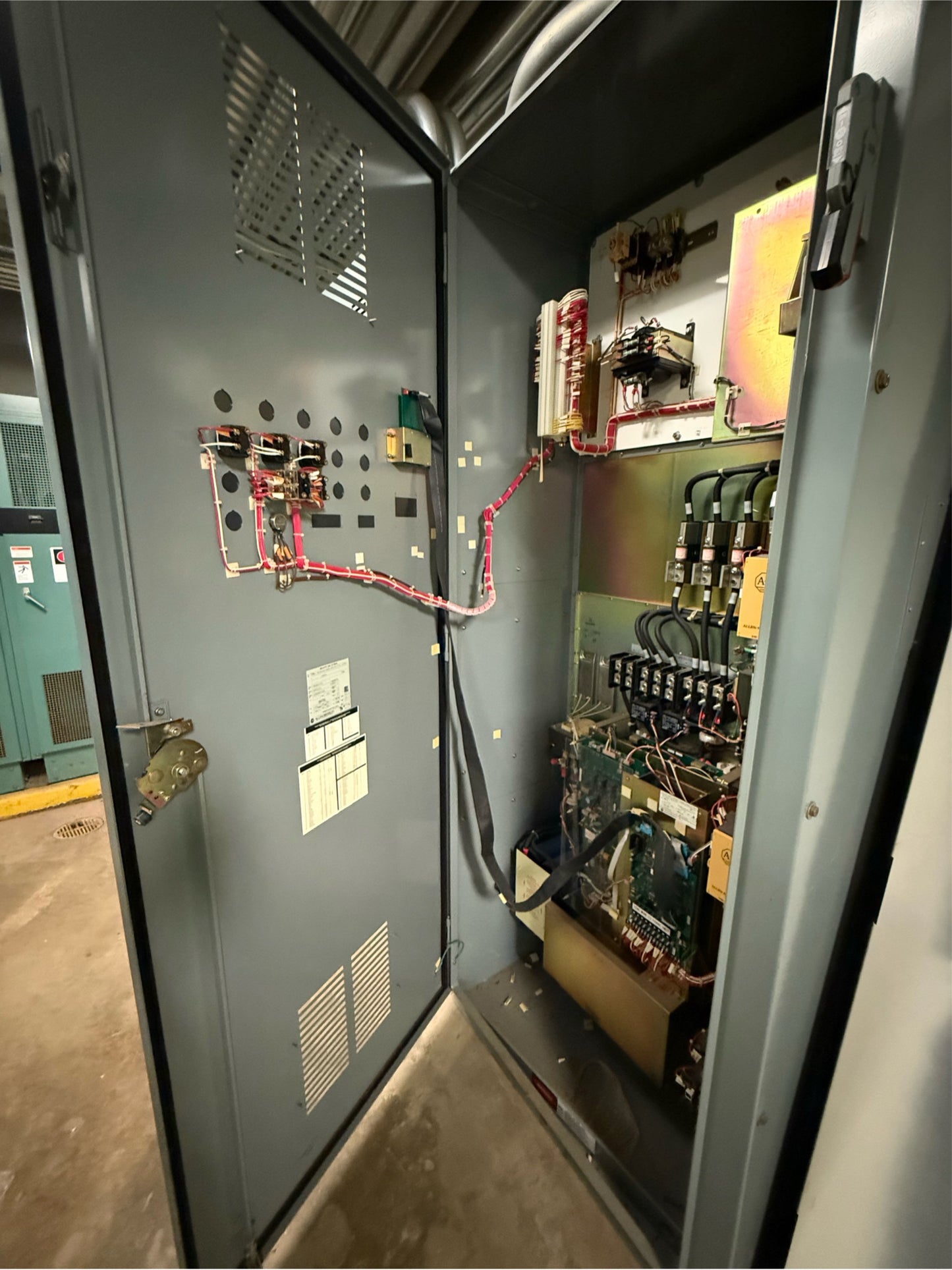 Allen-Bradley Bulletin 1336 AC Drive 156A 460V MCC
