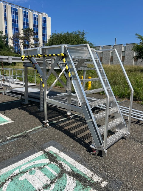 Cat Walk and Ramp Material Large Lot Steel / Aluminum