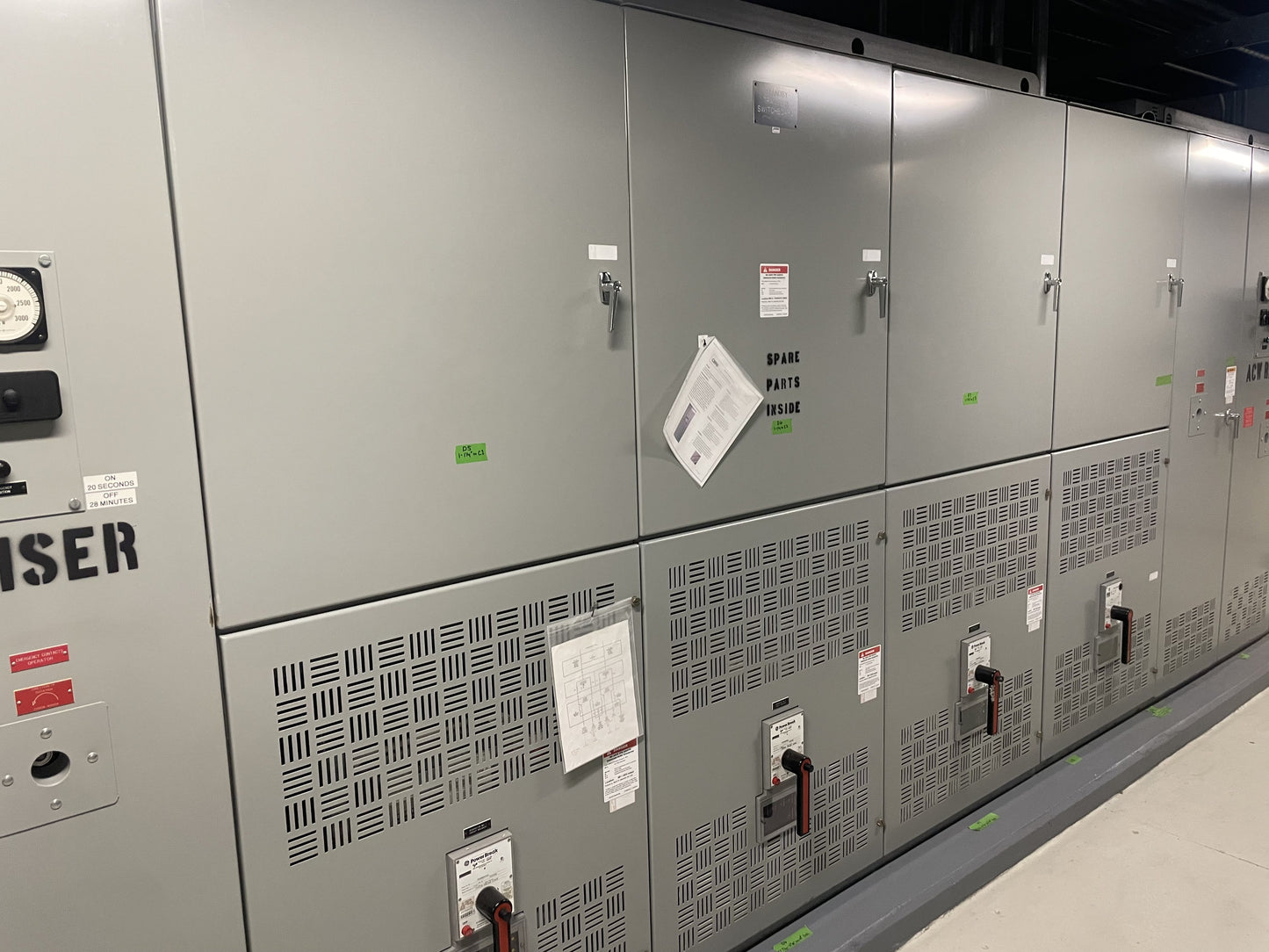 3000A 480V Square D Russelectric GE Power Break Switchgear 8 Section 7 Breaker w/ Bypass Transfer Delay Removal