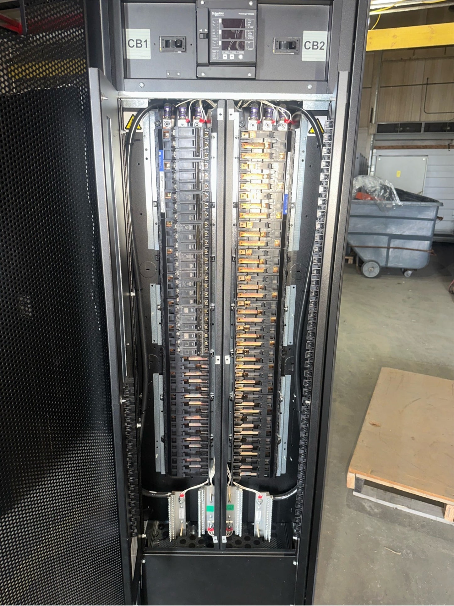 720A APC Schneider RPP / FDC FDC4414GB228275 208v Power Distribution (108579)