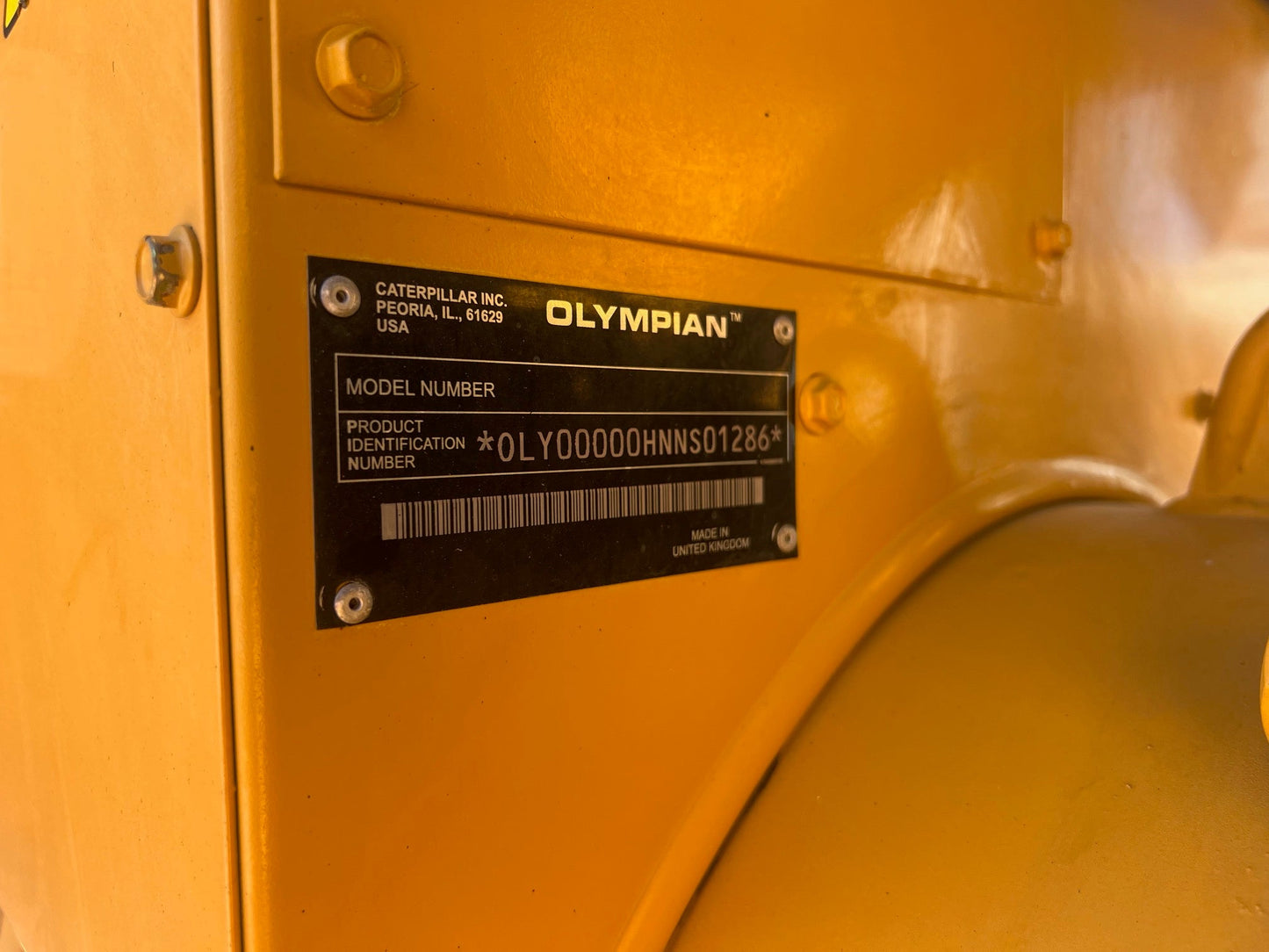 200KW Cat Olympian D200P4 DT530 International Diesel Generator '04 452hrs Tested