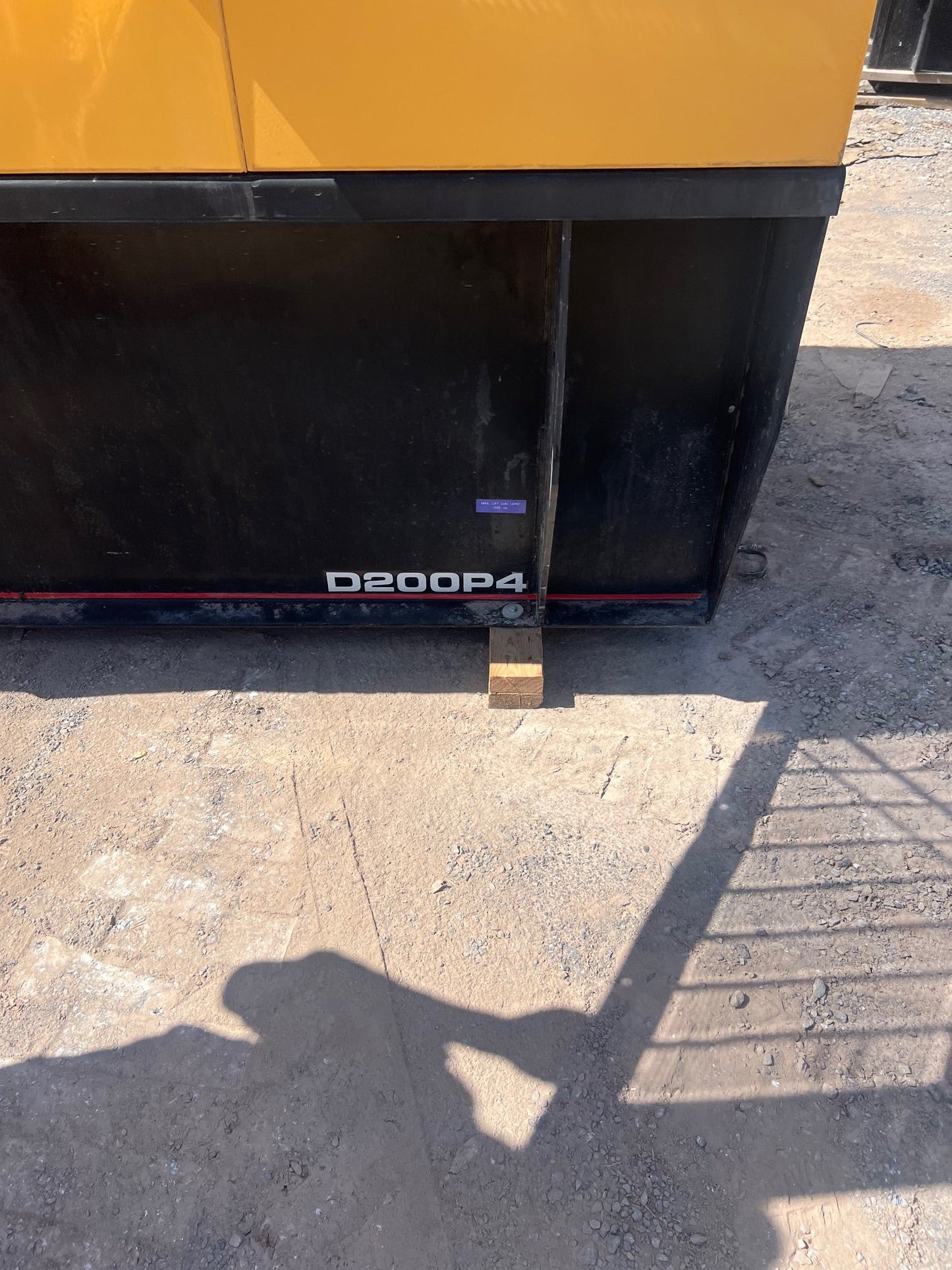 200KW Cat Olympian D200P4 DT530 International Diesel Generator '04 452hrs Tested