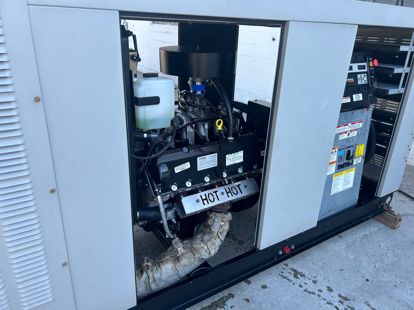 100KW Generac ST1006 NG/LP Generator 1ph 120/240V 89Hrs 2010