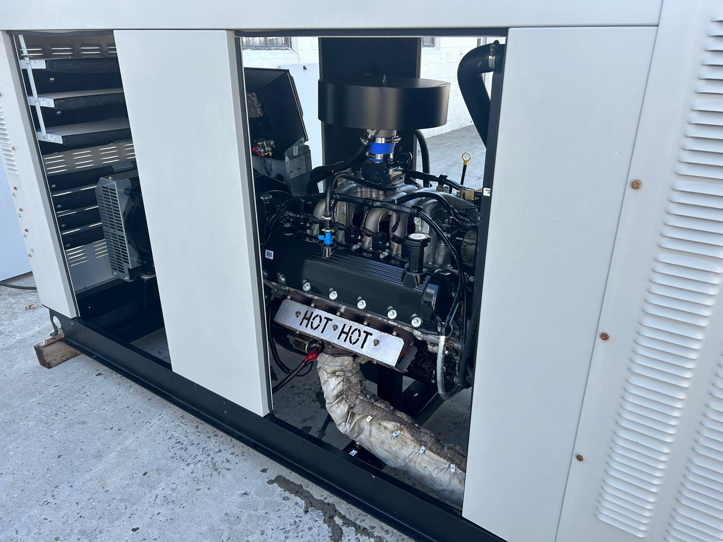 100KW Generac ST1006 NG/LP Generator 1ph 120/240V 89Hrs 2010
