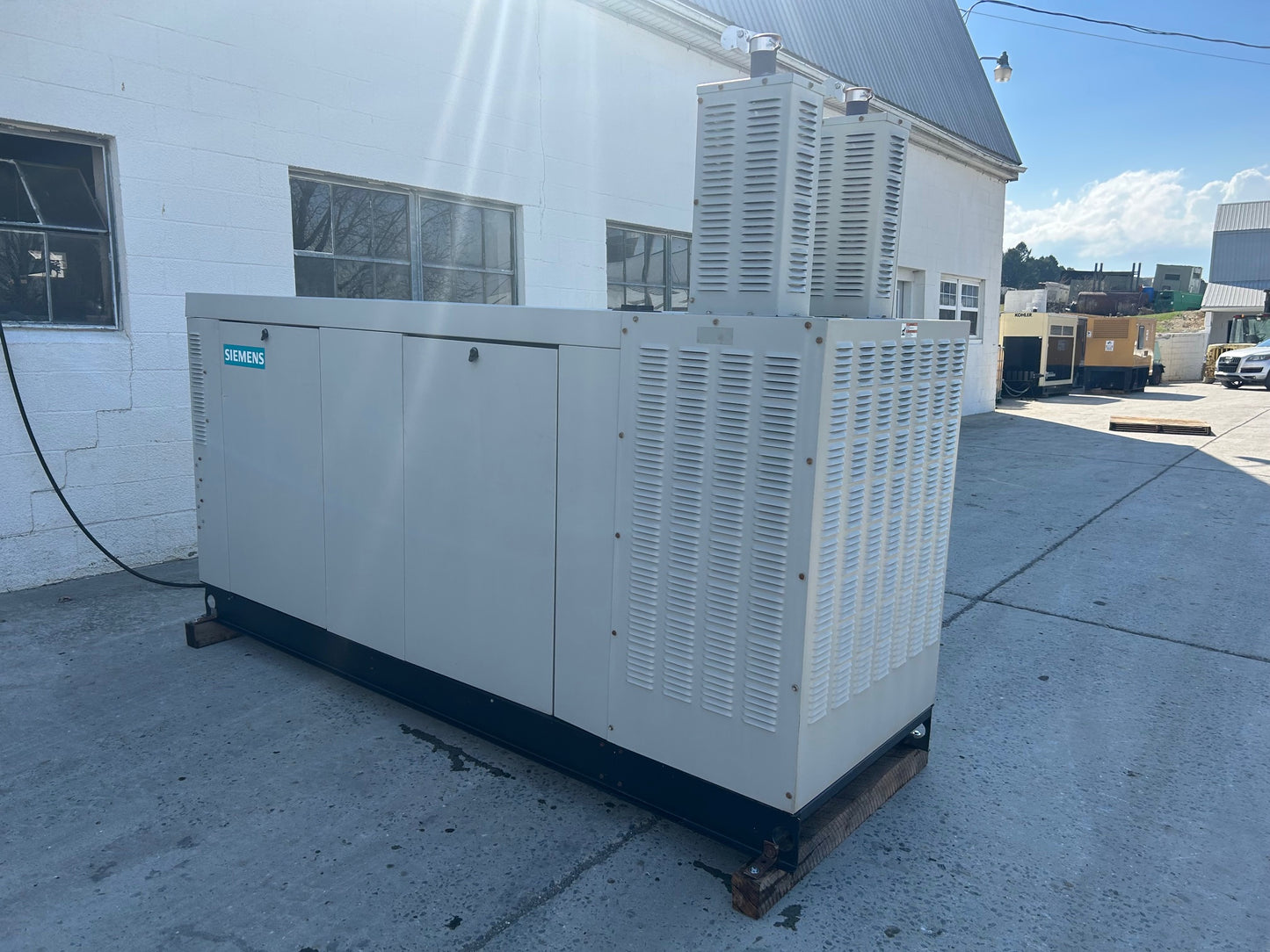 100KW Generac ST1006 NG/LP Generator 1ph 120/240V 89Hrs 2010