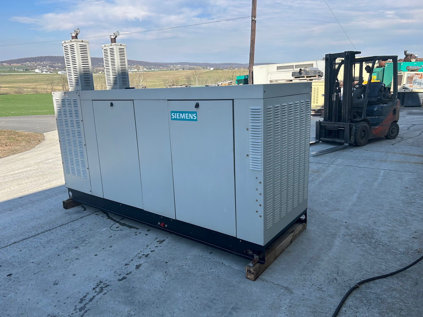 100KW Generac ST1006 NG/LP Generator 1ph 120/240V 89Hrs 2010